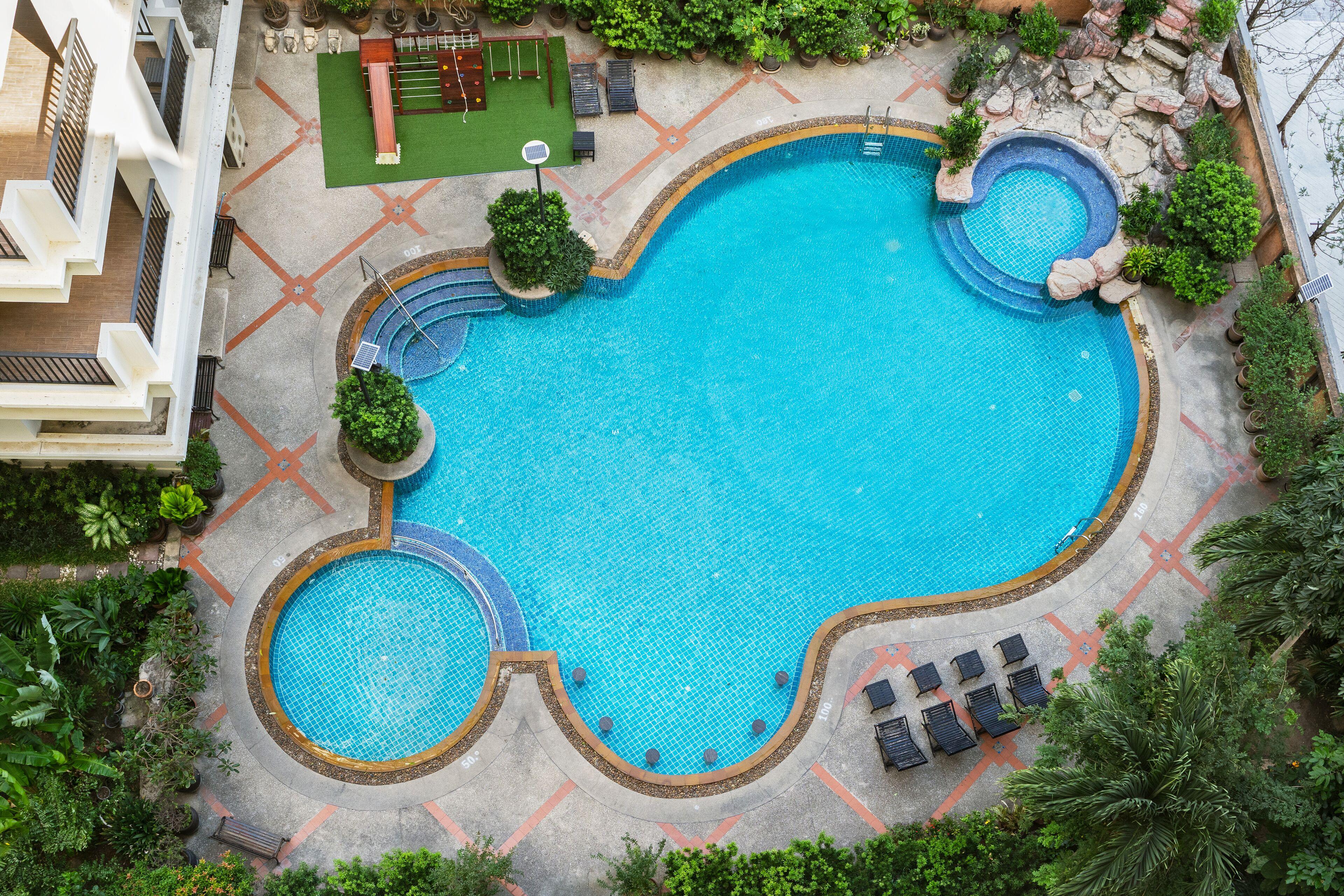 Mike Garden - Sha Extar Hotel 4*