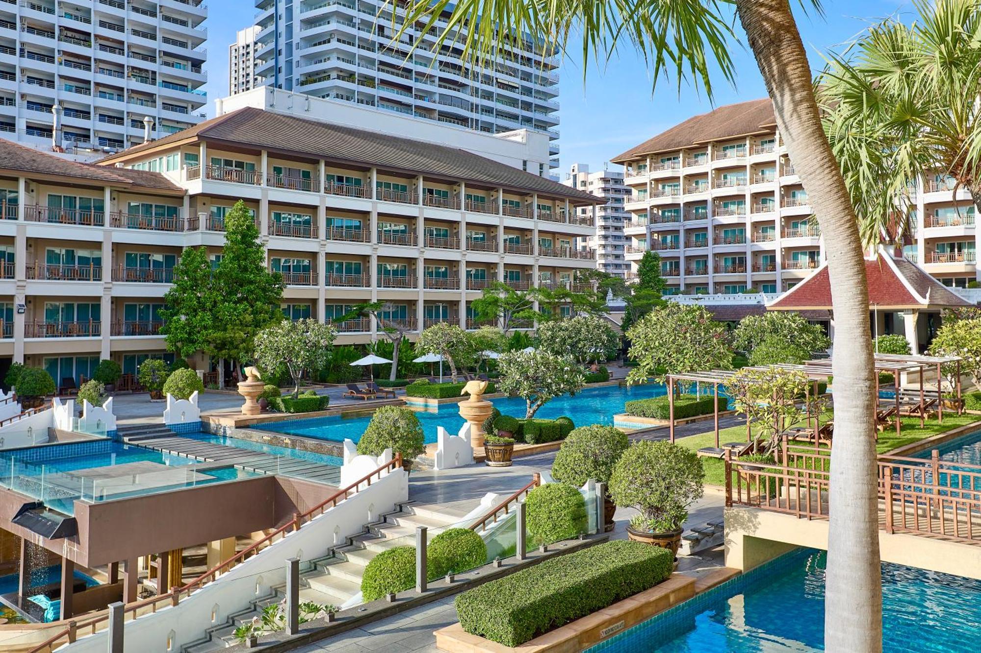 The Heritage Beachfront 4* Pattaya