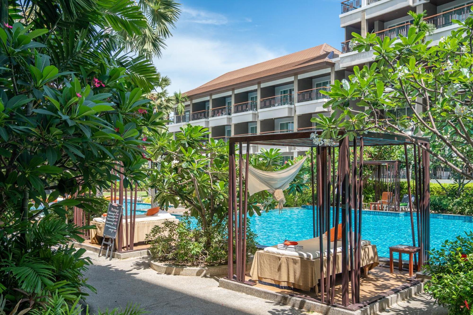 Welcome World Beachfront Pattaya