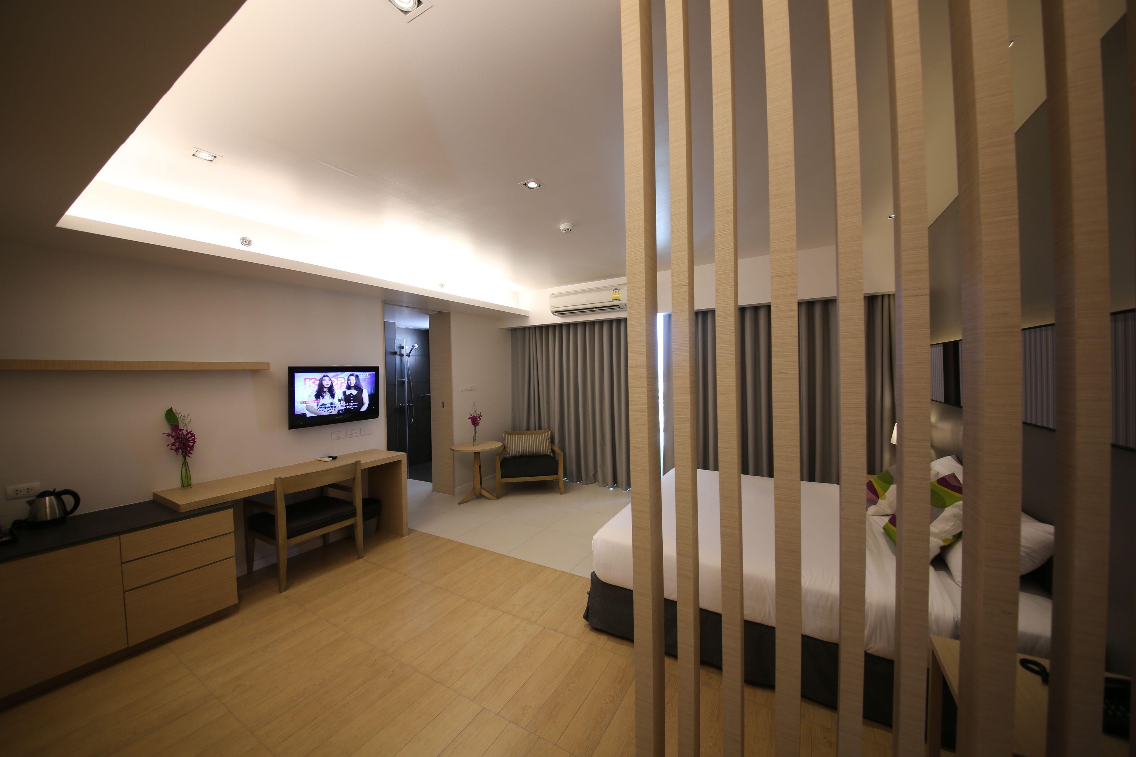 The Sun Xclusive 3*