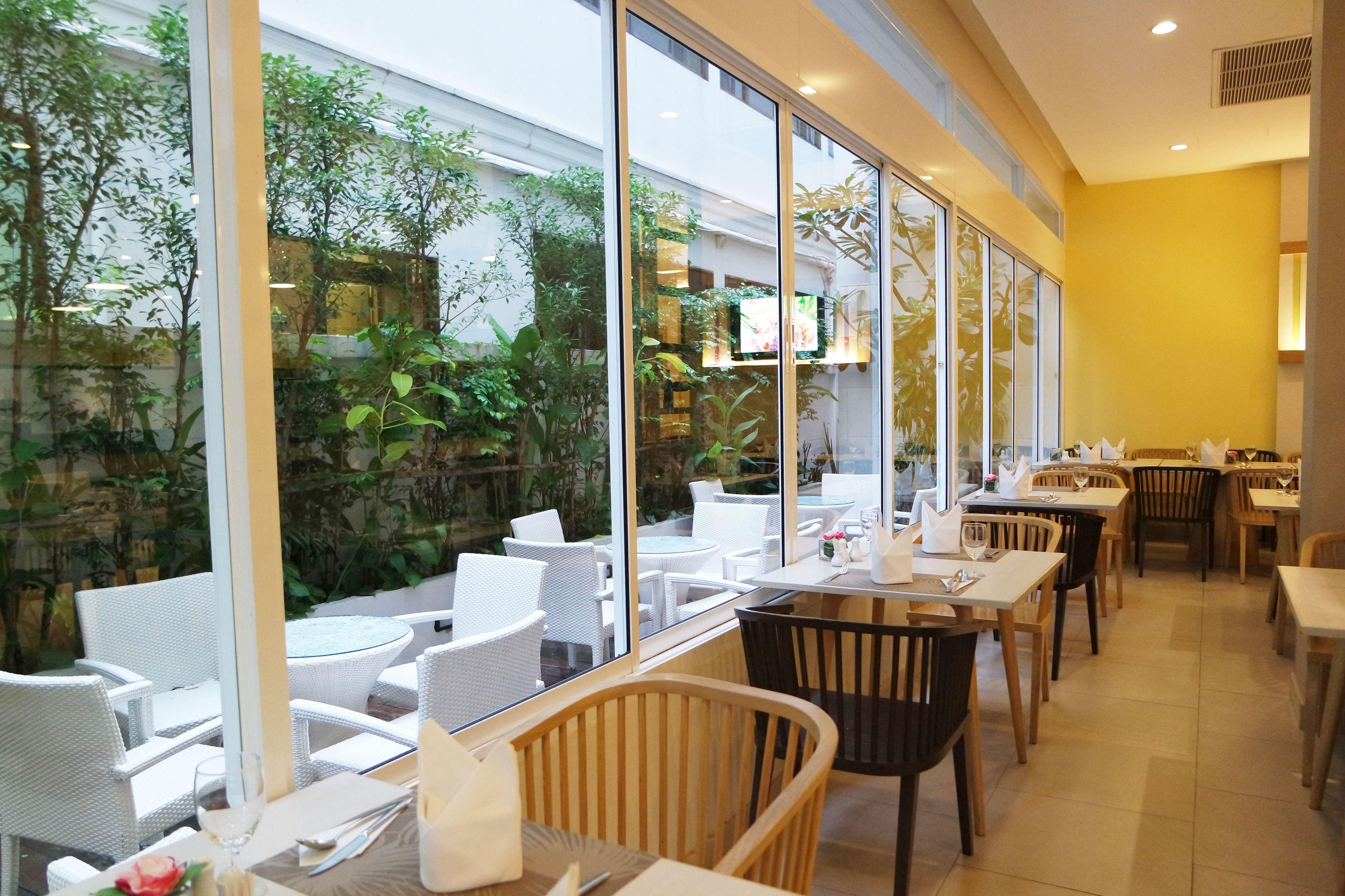 Sea View - Sha Extra