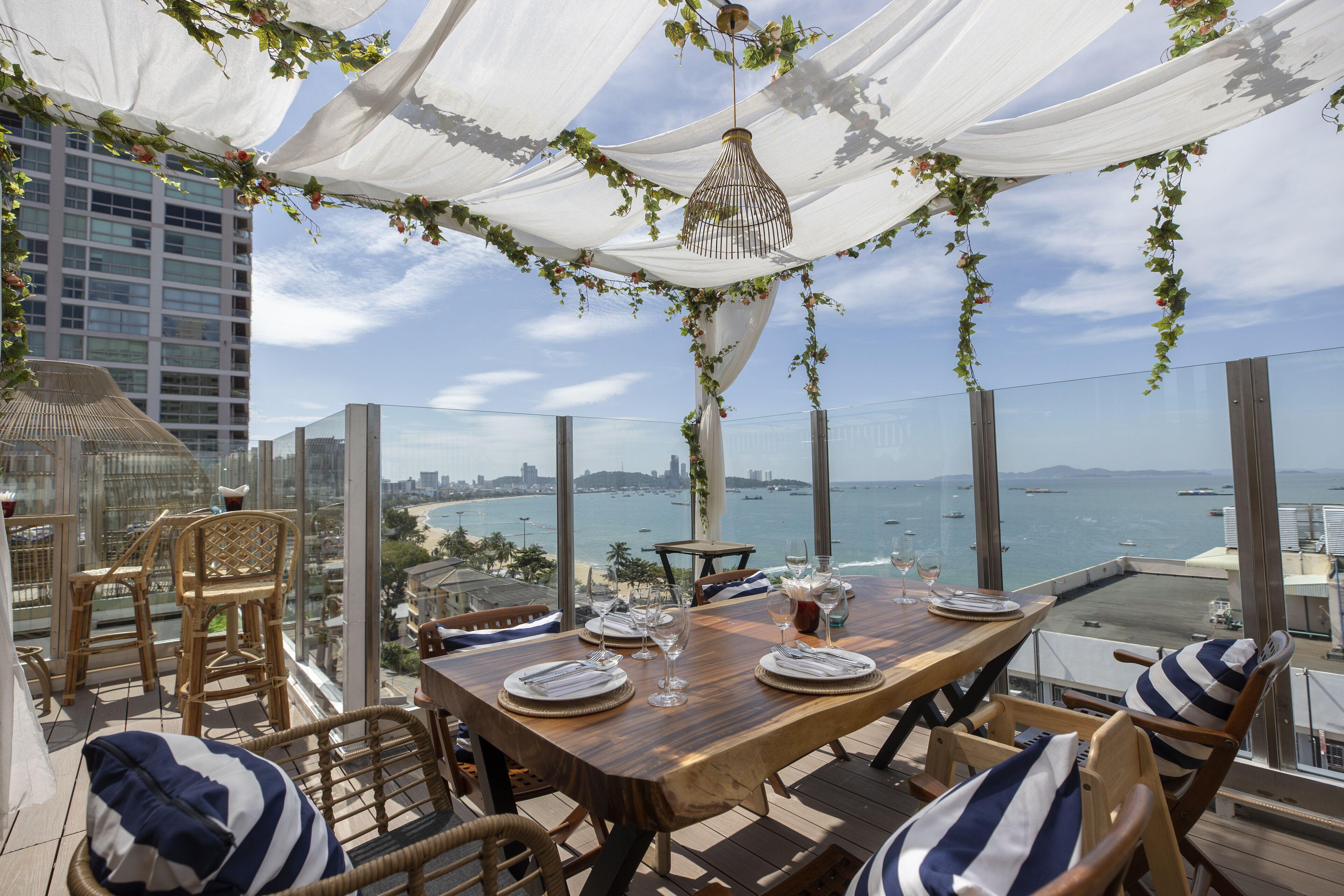 Hotel Sea View - Sha Extra Pattaya