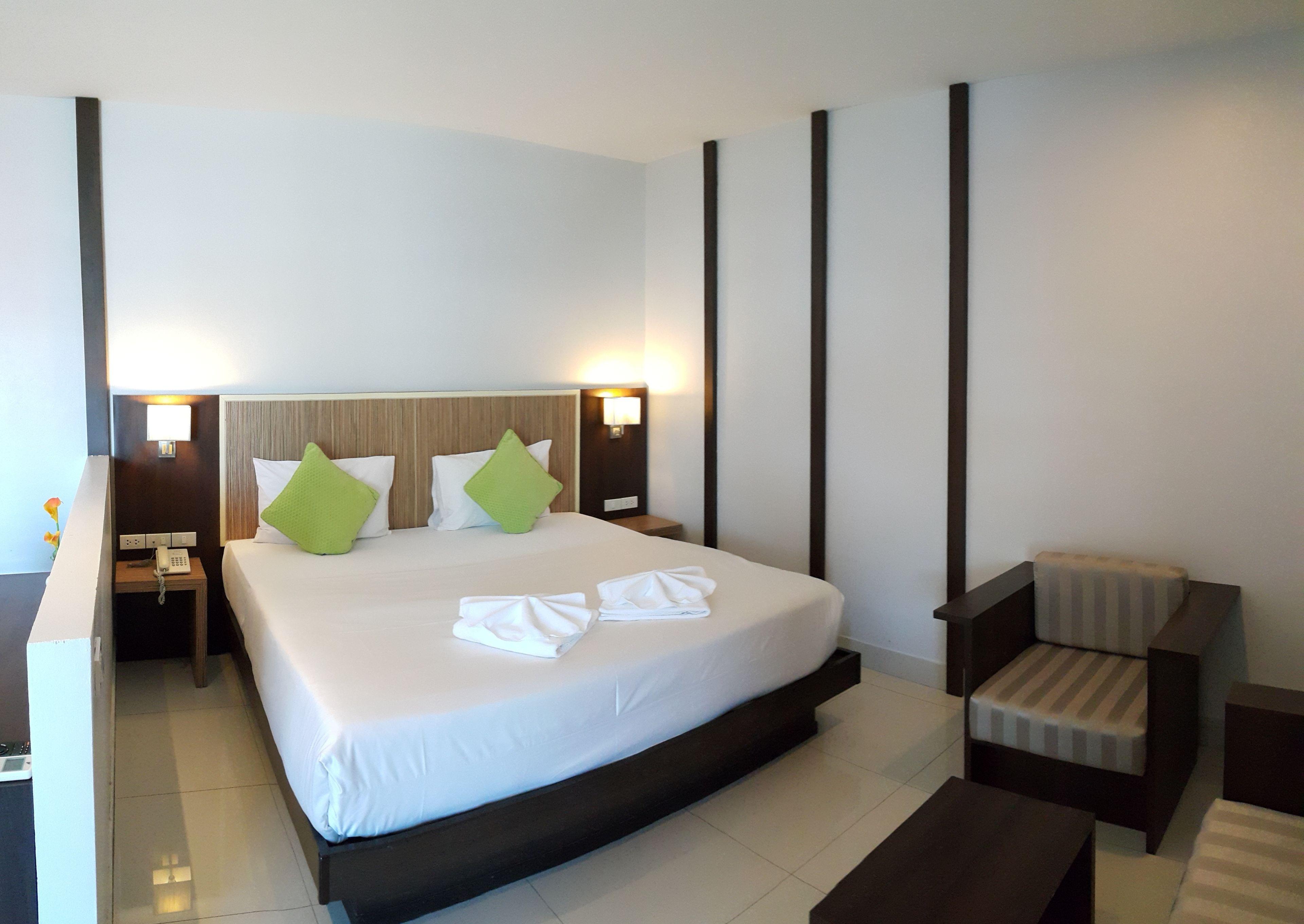 April Hotel