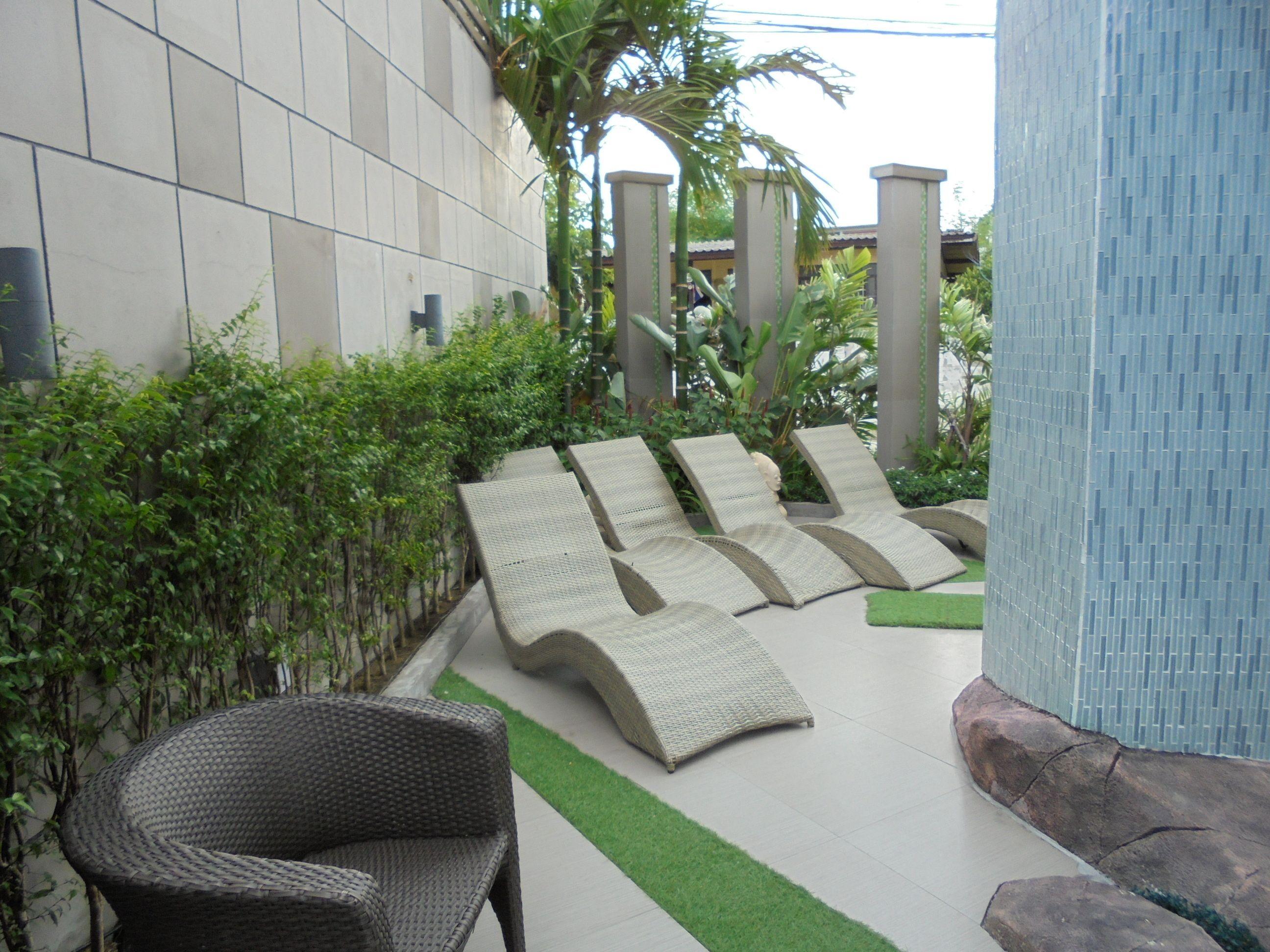 Hotel Oyo 143 Dday Resotel 4*