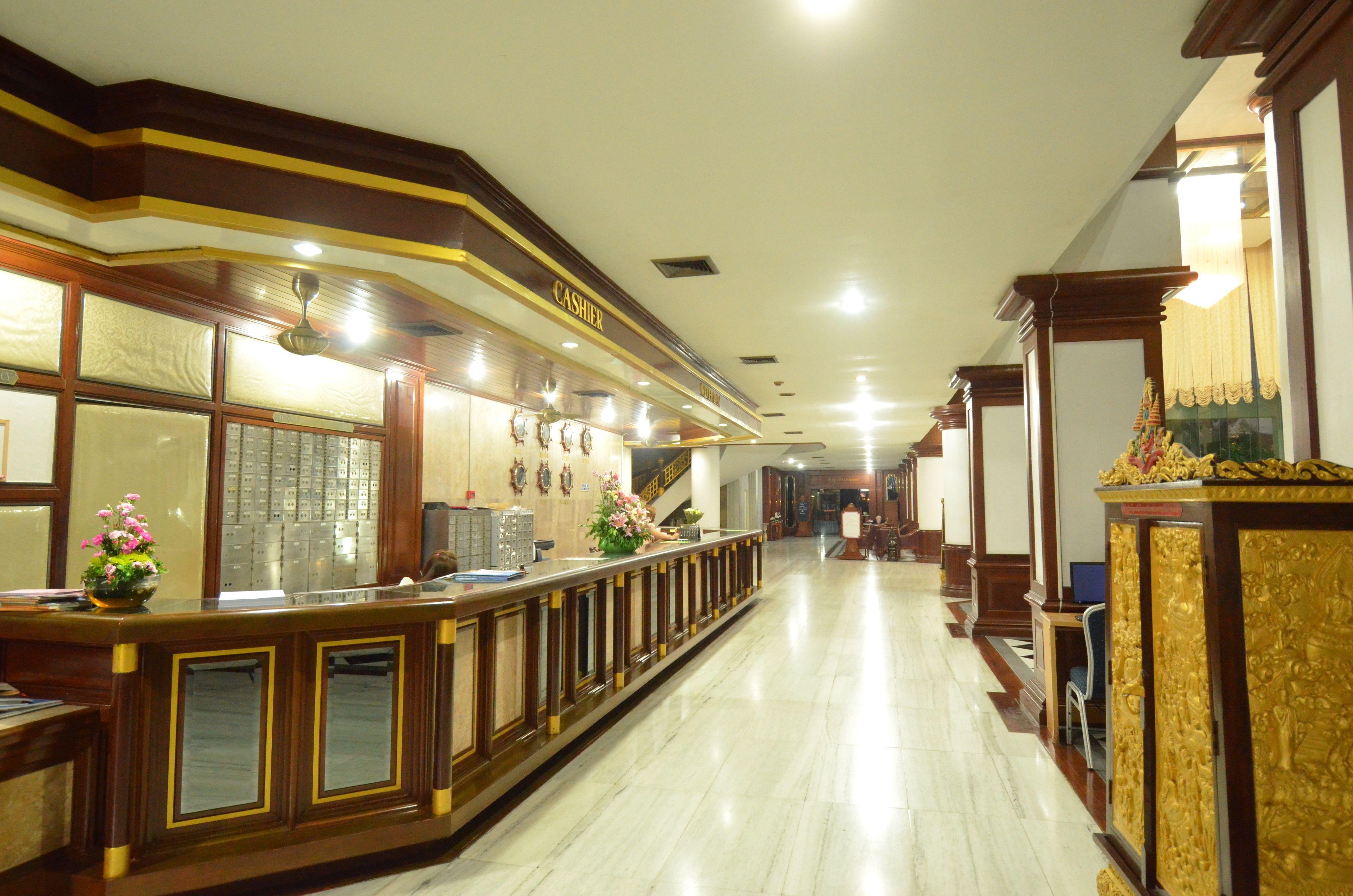 โรงแรม โรงแรมเวลคัม พลาซ่า 3*
