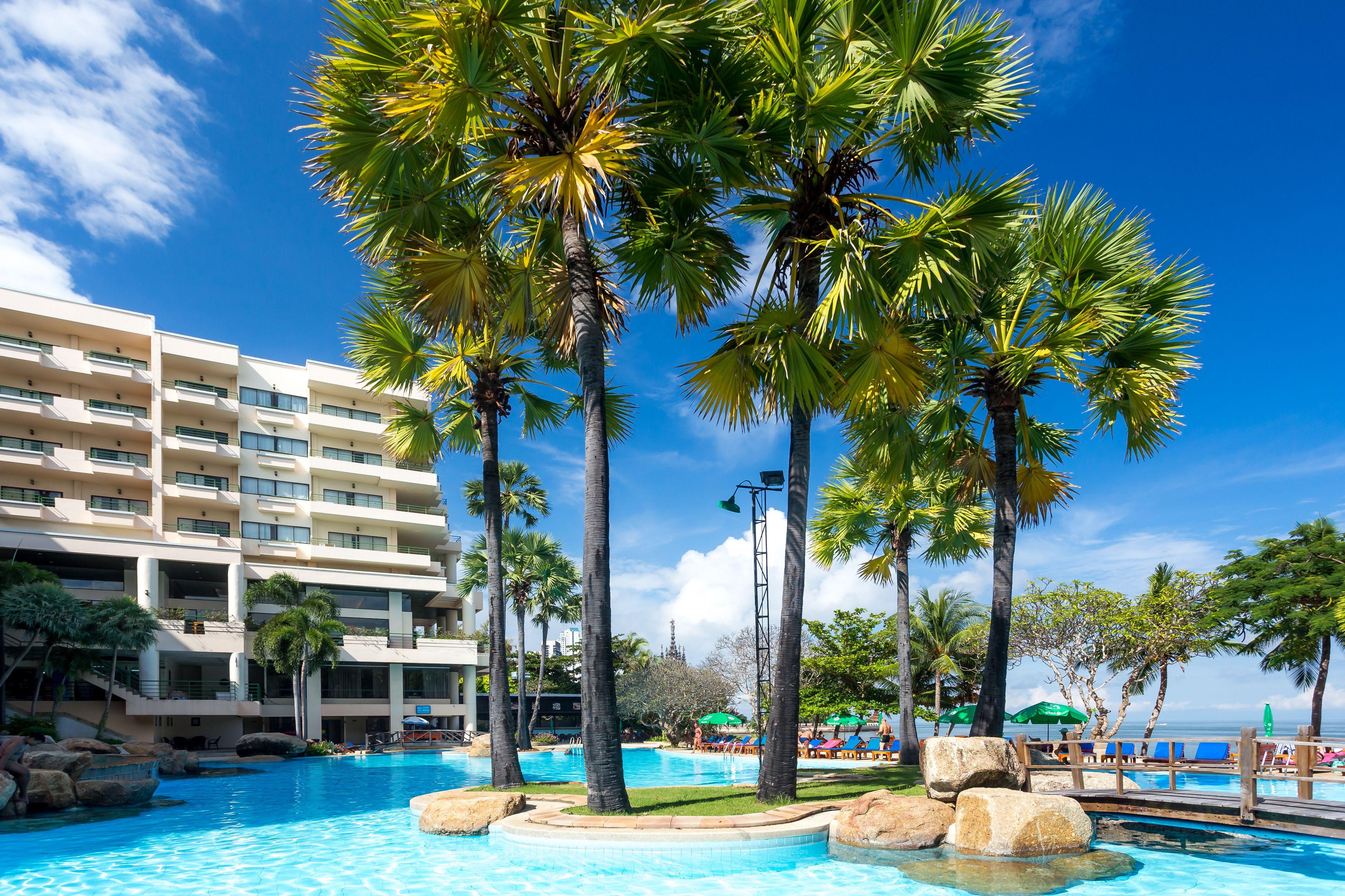 Resort Garden Sea View