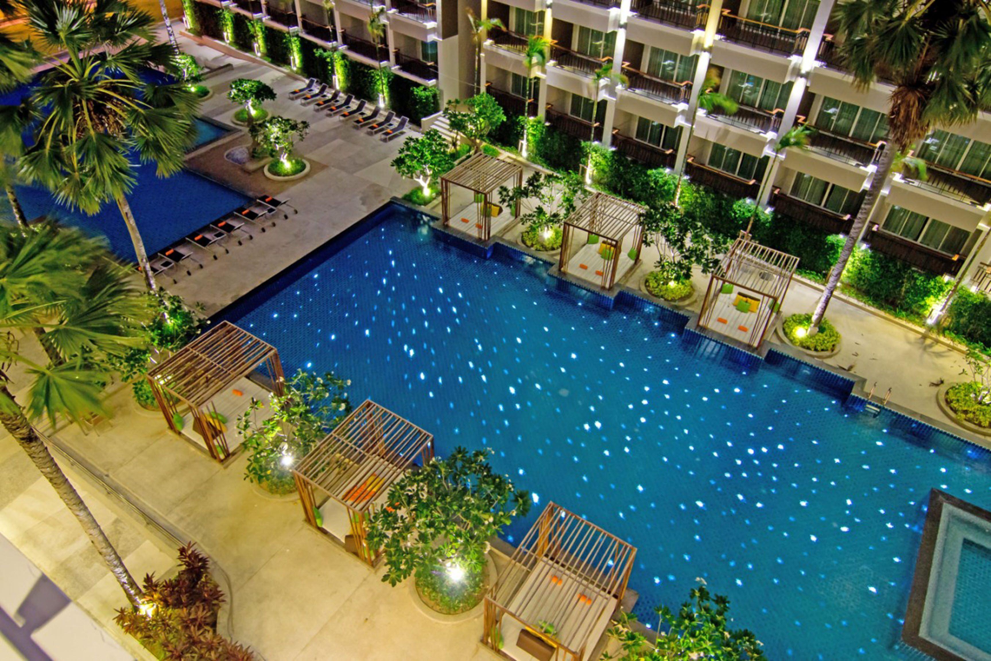 Welcome World Beachfront 4* Pattaya