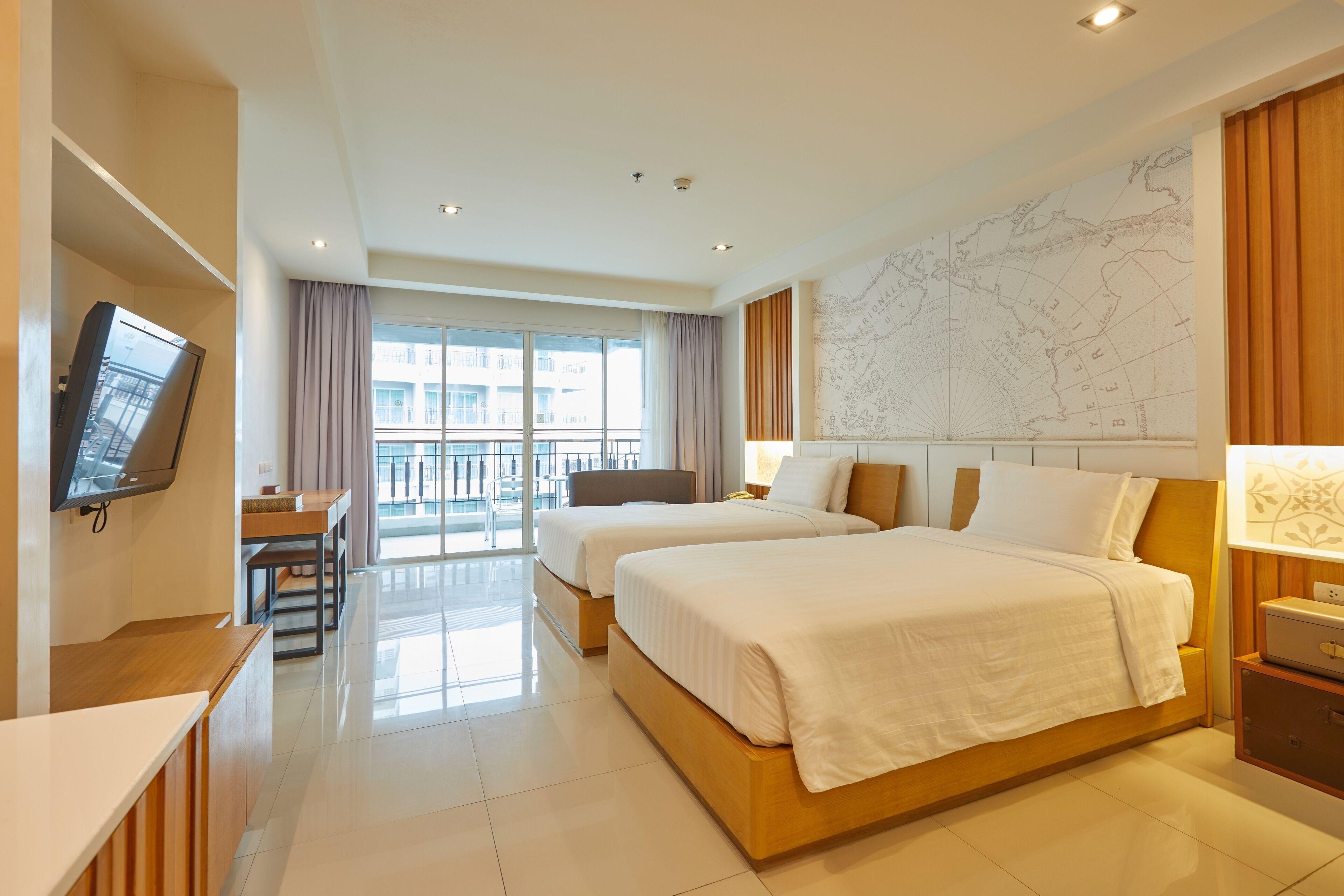 Welcome World Beachfront Hotel Pattaya