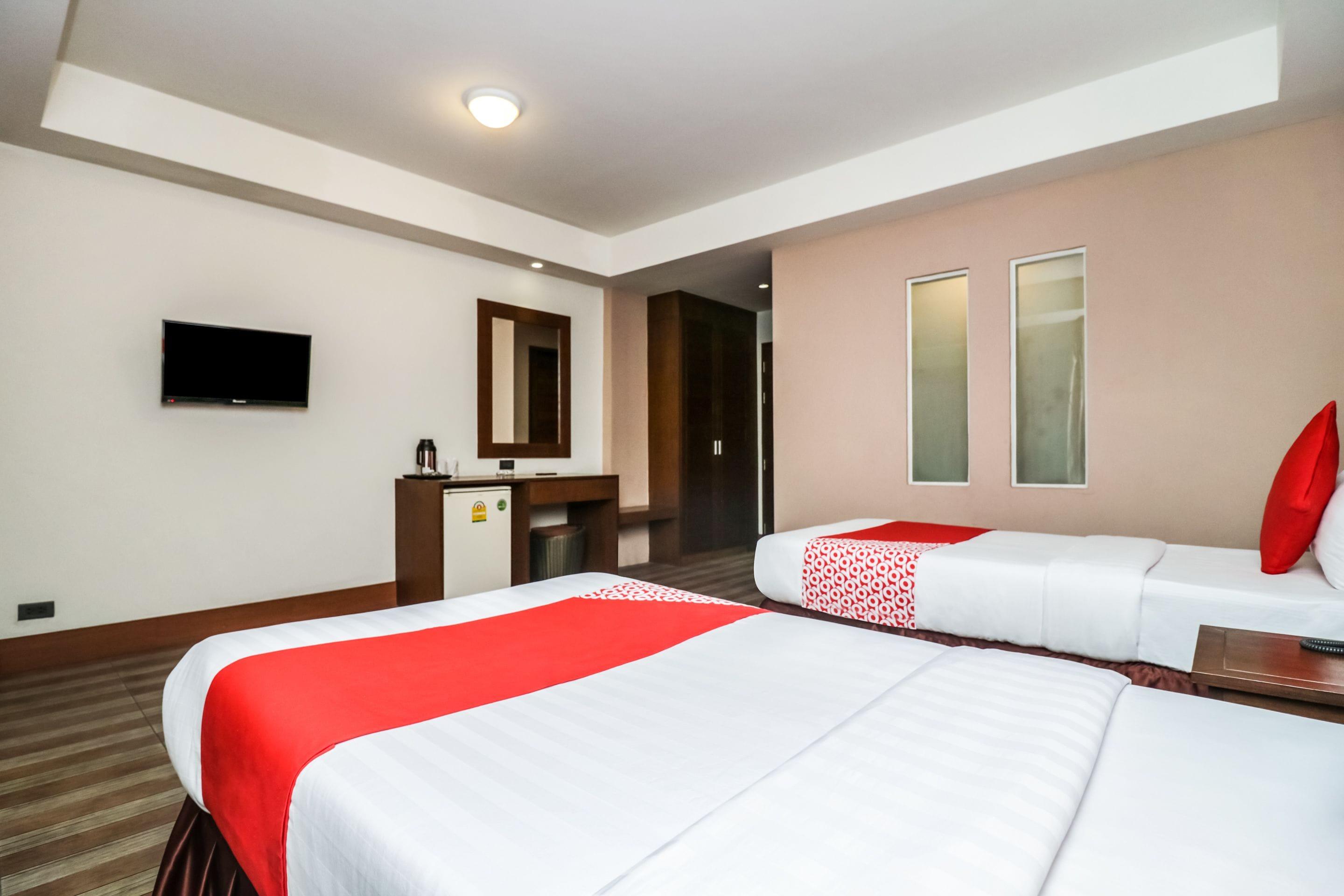 Hotel Oyo 120 Ja Siam Near Bangkok Hospital