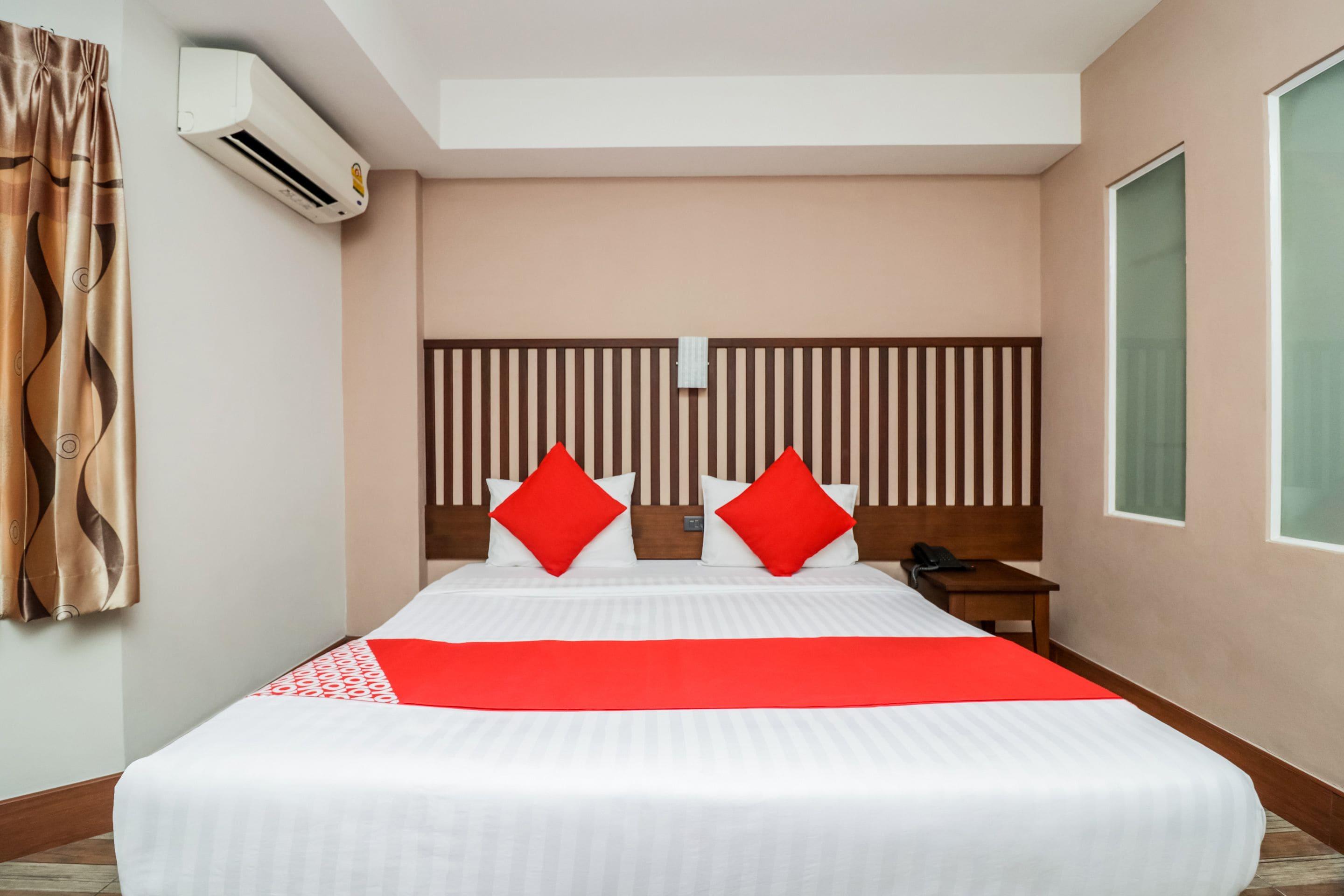 Hotel Oyo 120 Ja Siam Near Bangkok Hospital 2*