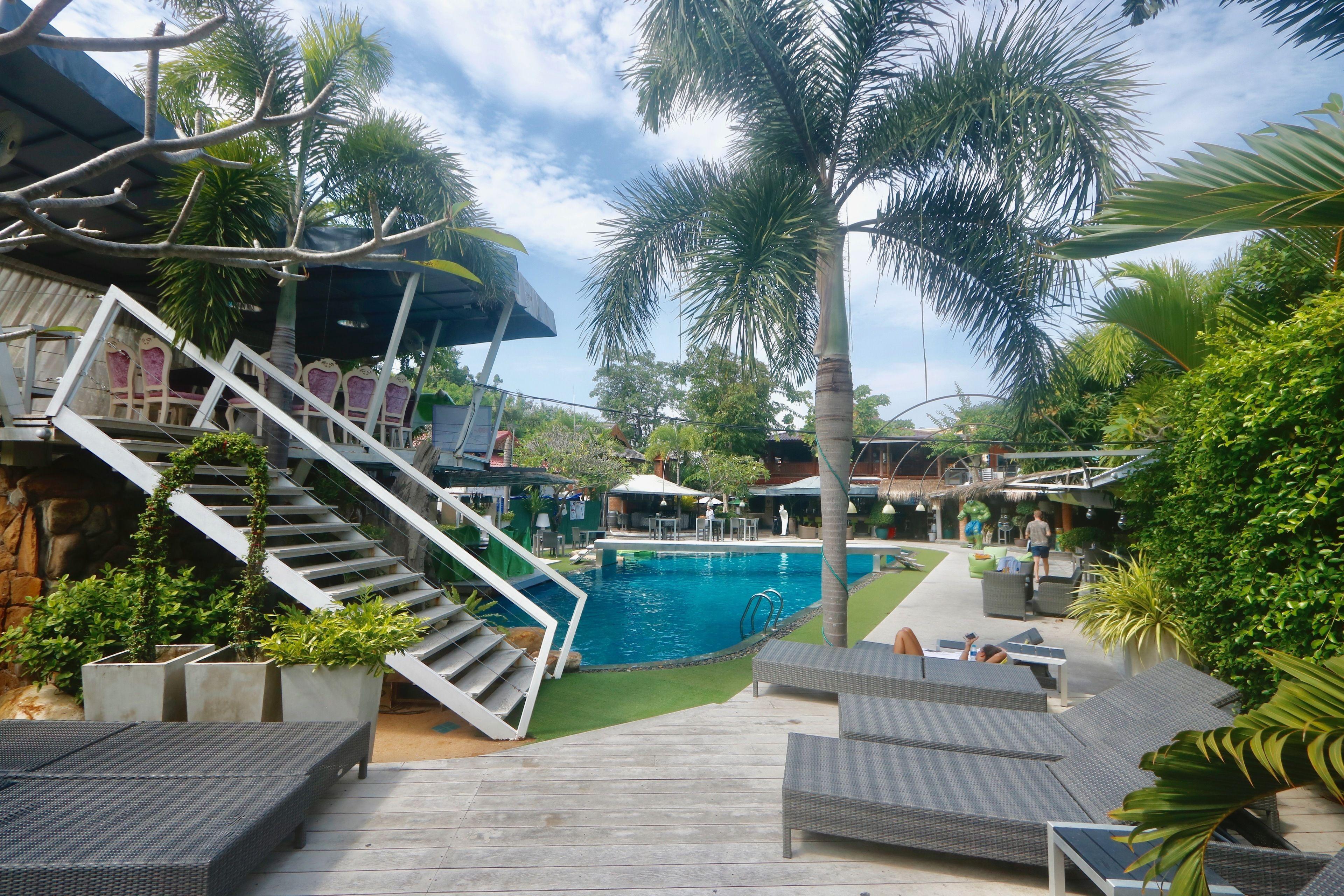 โรงแรม โมเมนโต 3*