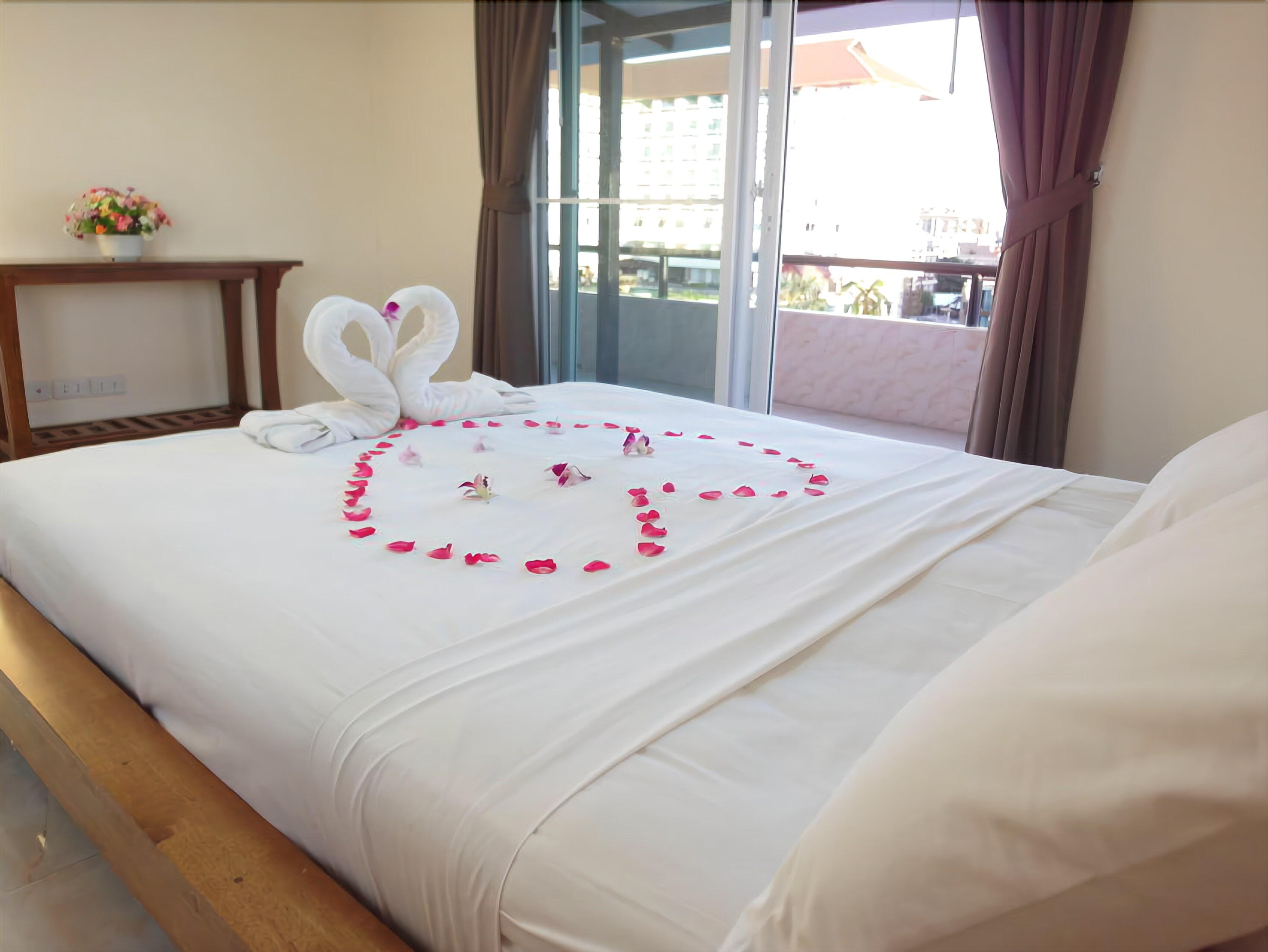 Hotel Patumnak Beach Guesthouse 2*