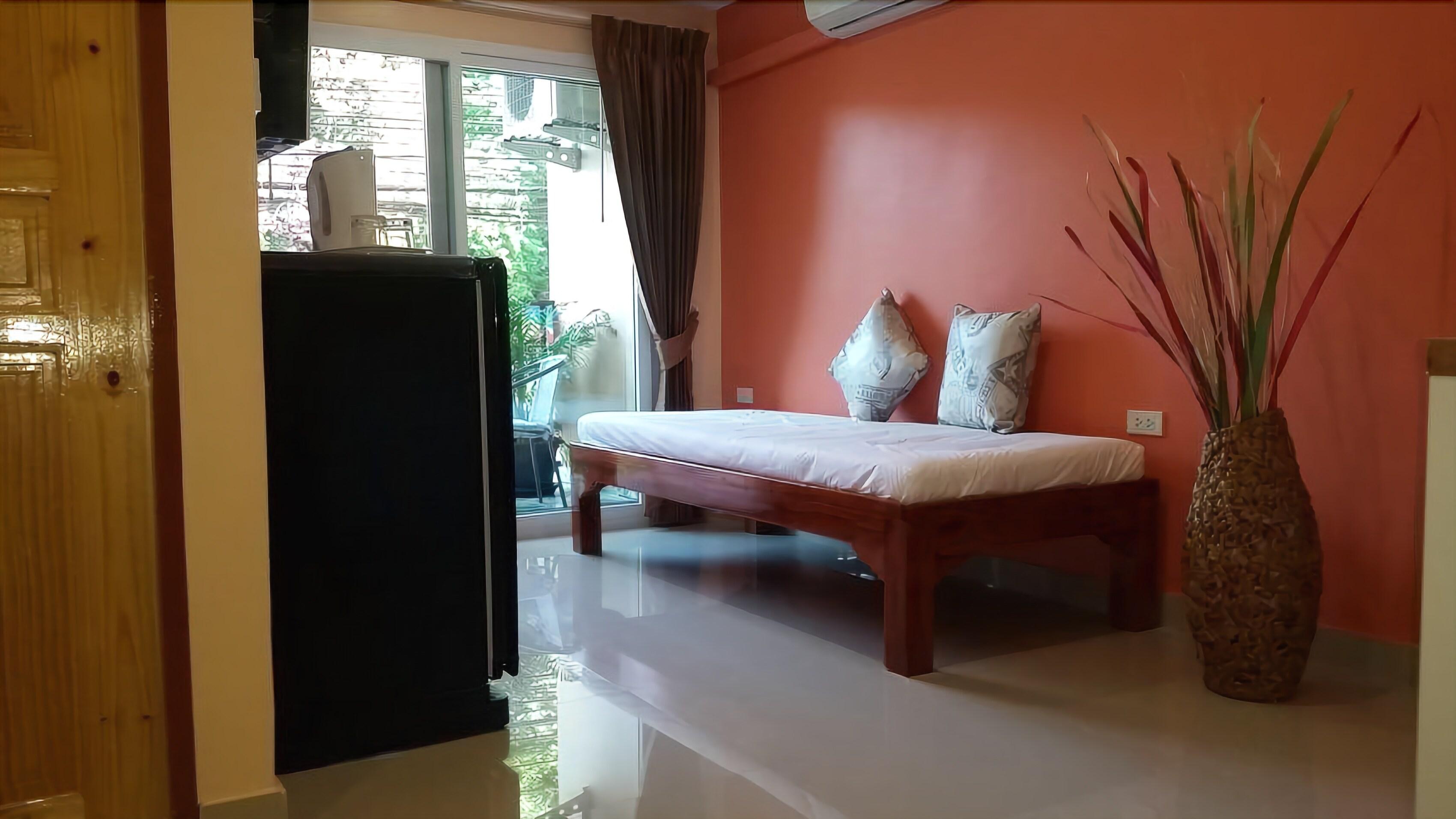 Patumnak Beach Guesthouse 2* Pattaya