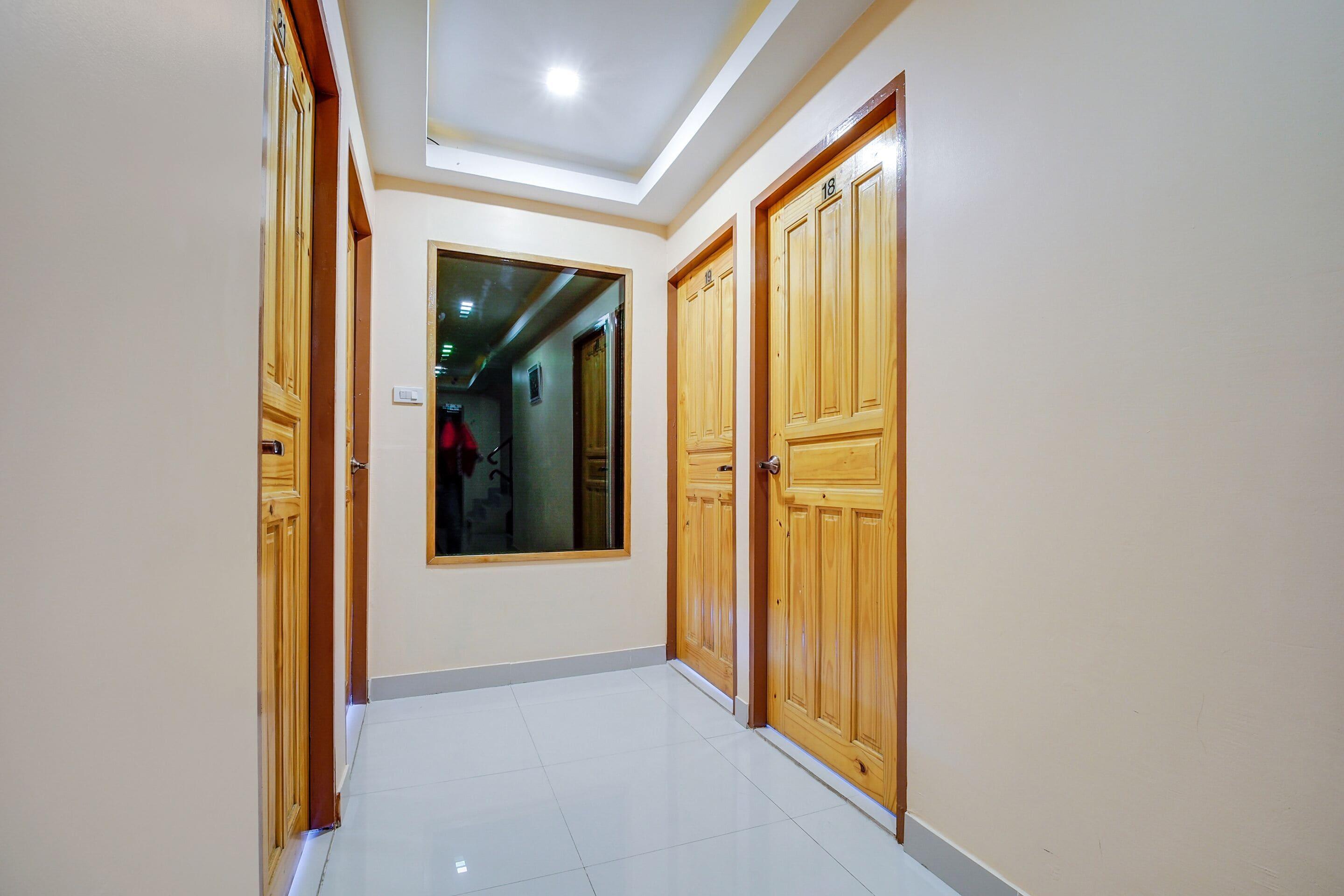 Patumnak Beach Guesthouse 2*