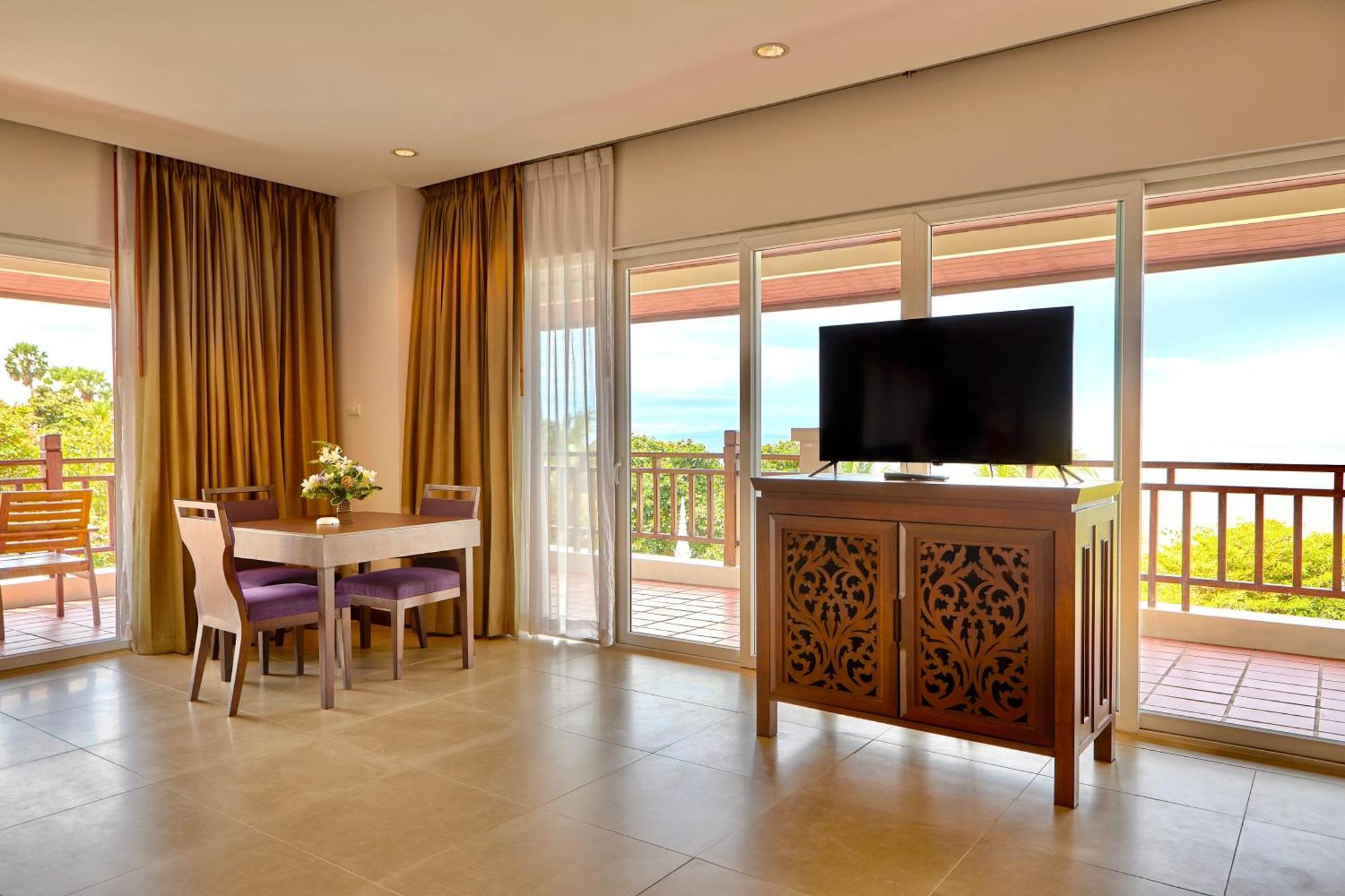 The Heritage Beachfront 4*