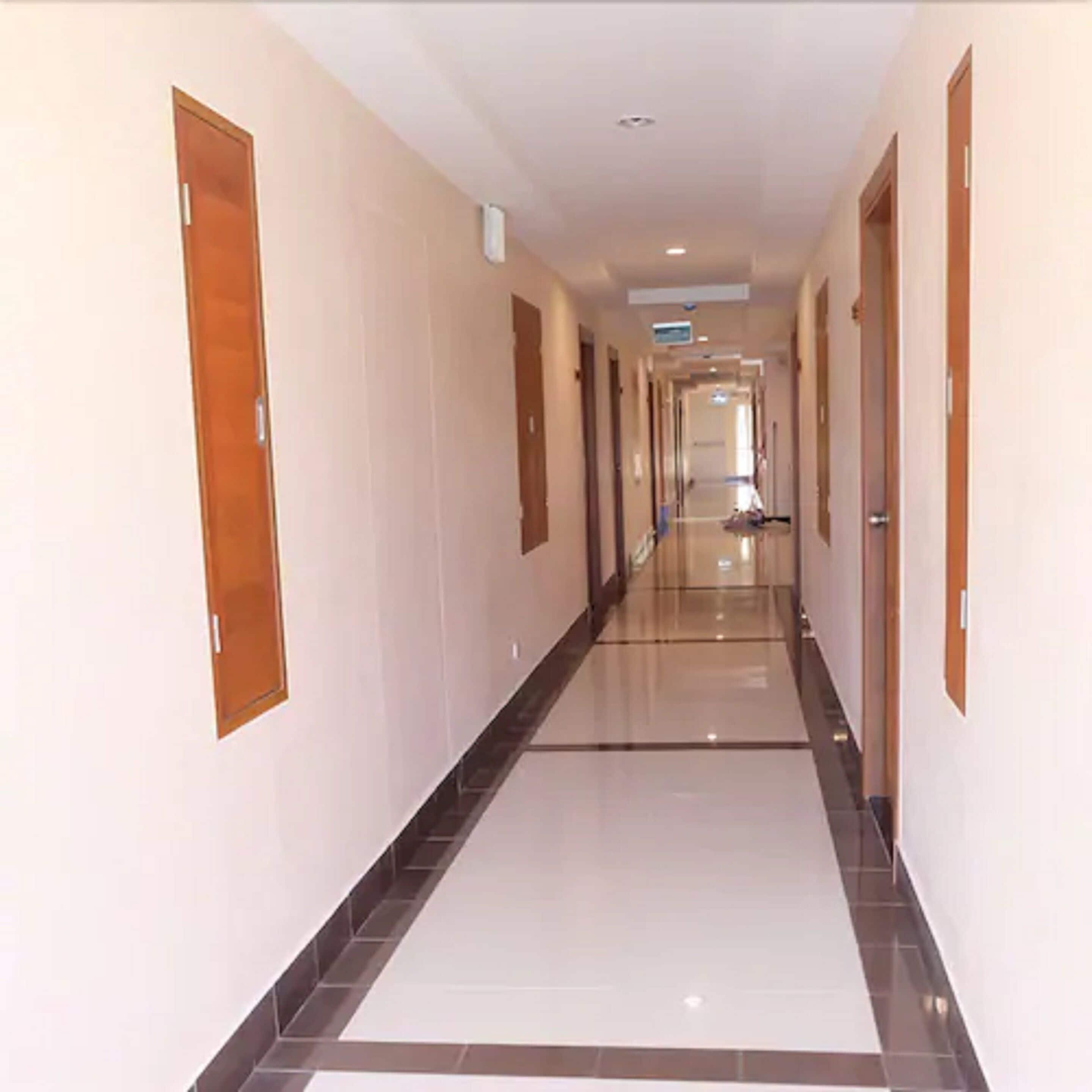 D โรงแรม