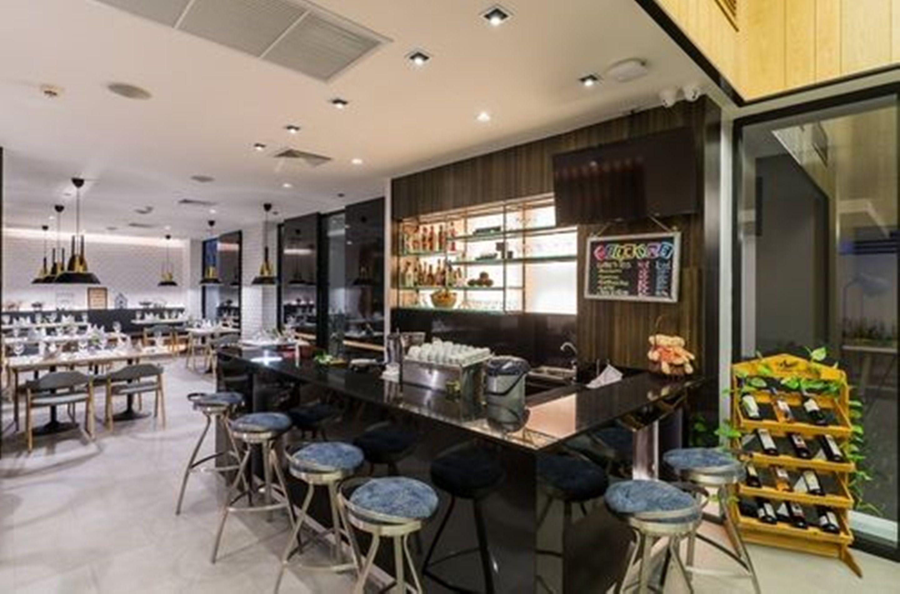 Sea Me Spring Tree Hotel (Adults Only)