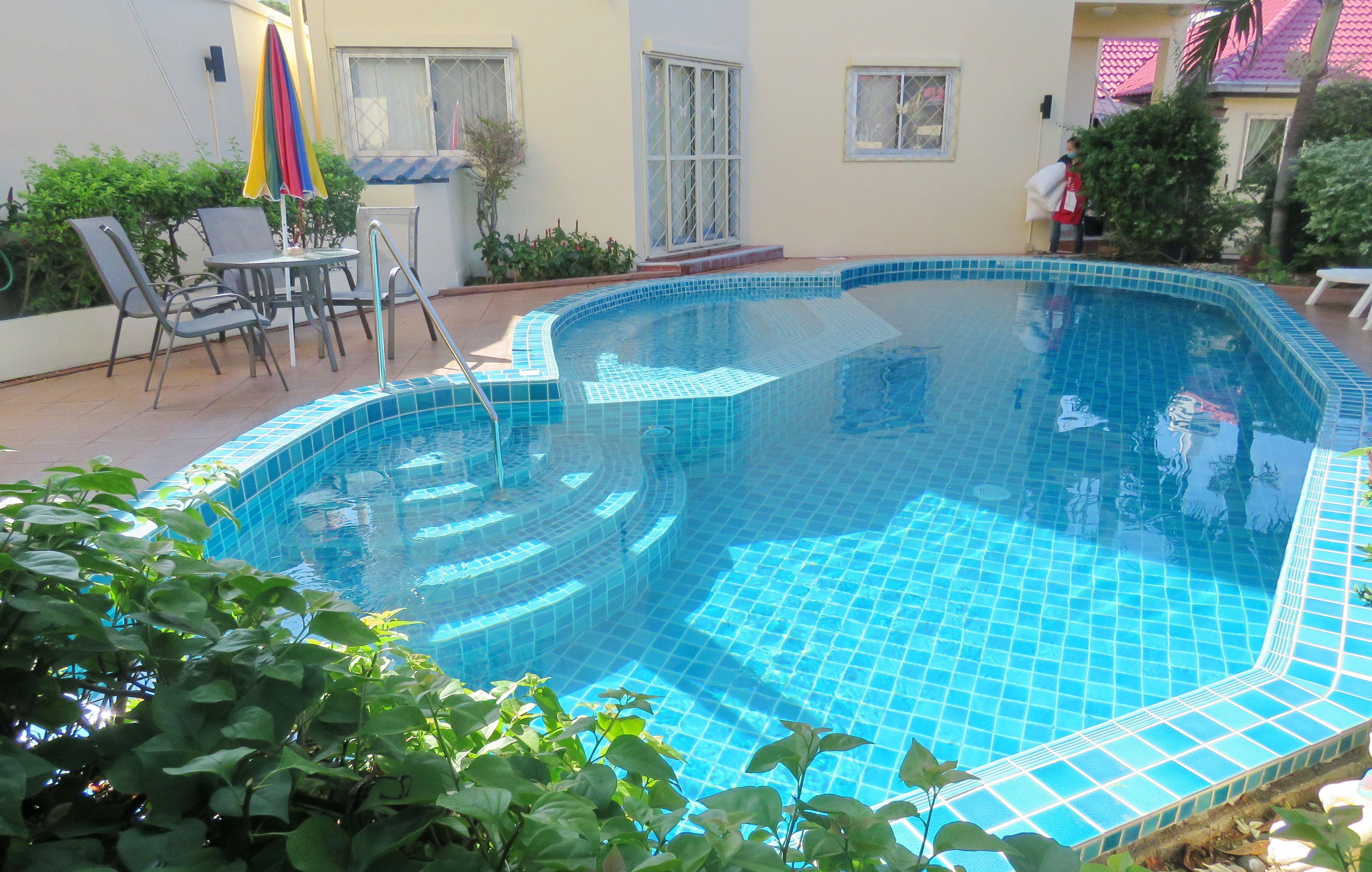 Butterfly Garden Boutique Residence: Luxury With Baths Hotel