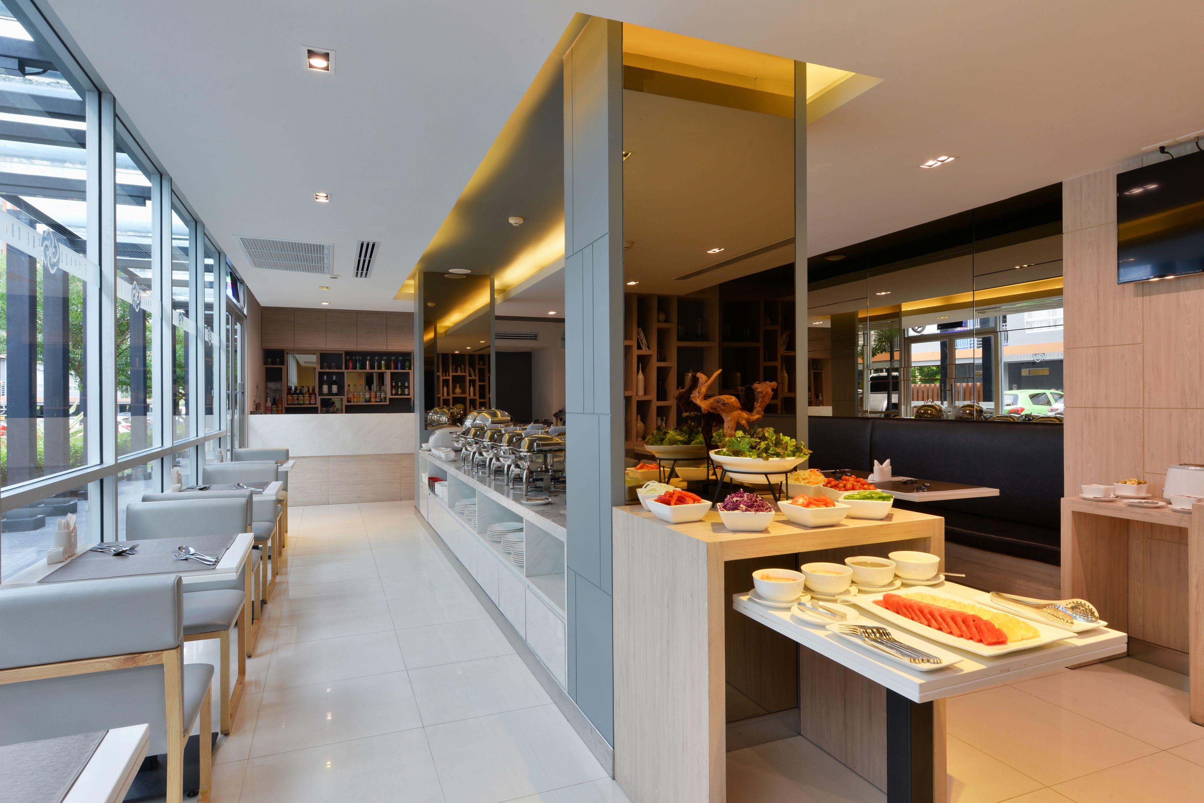 Hotel The Grass Serviced Pattaya