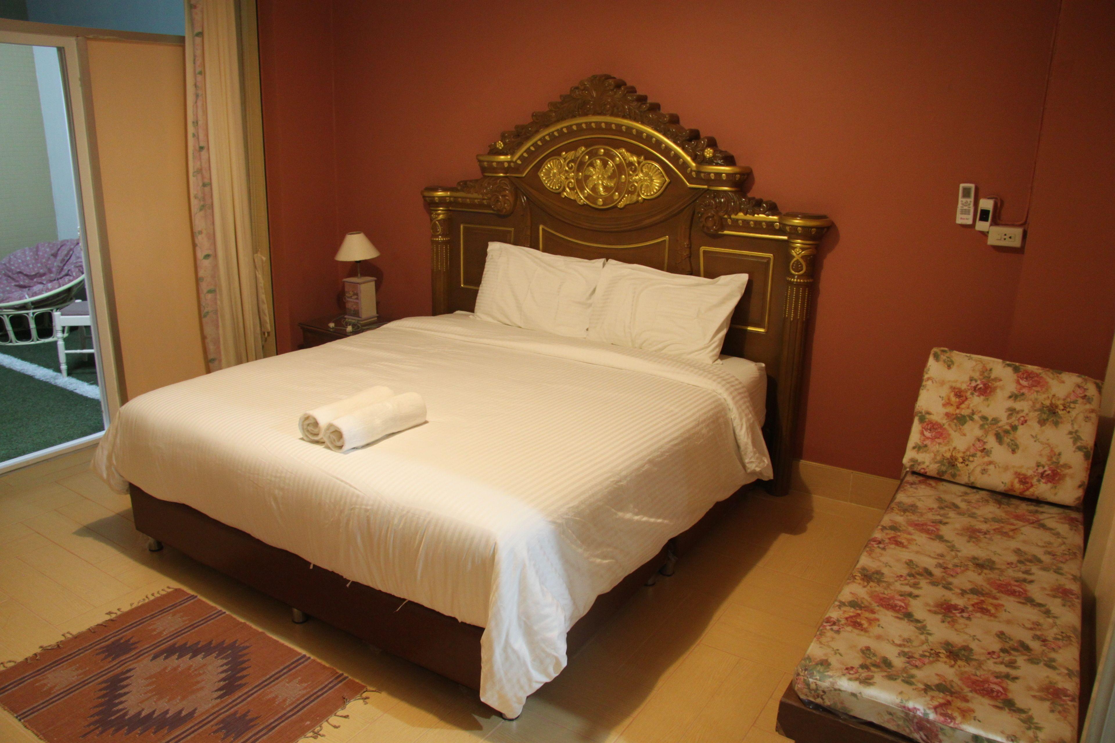 Oyo 75486 Anna Jomtien 3*
