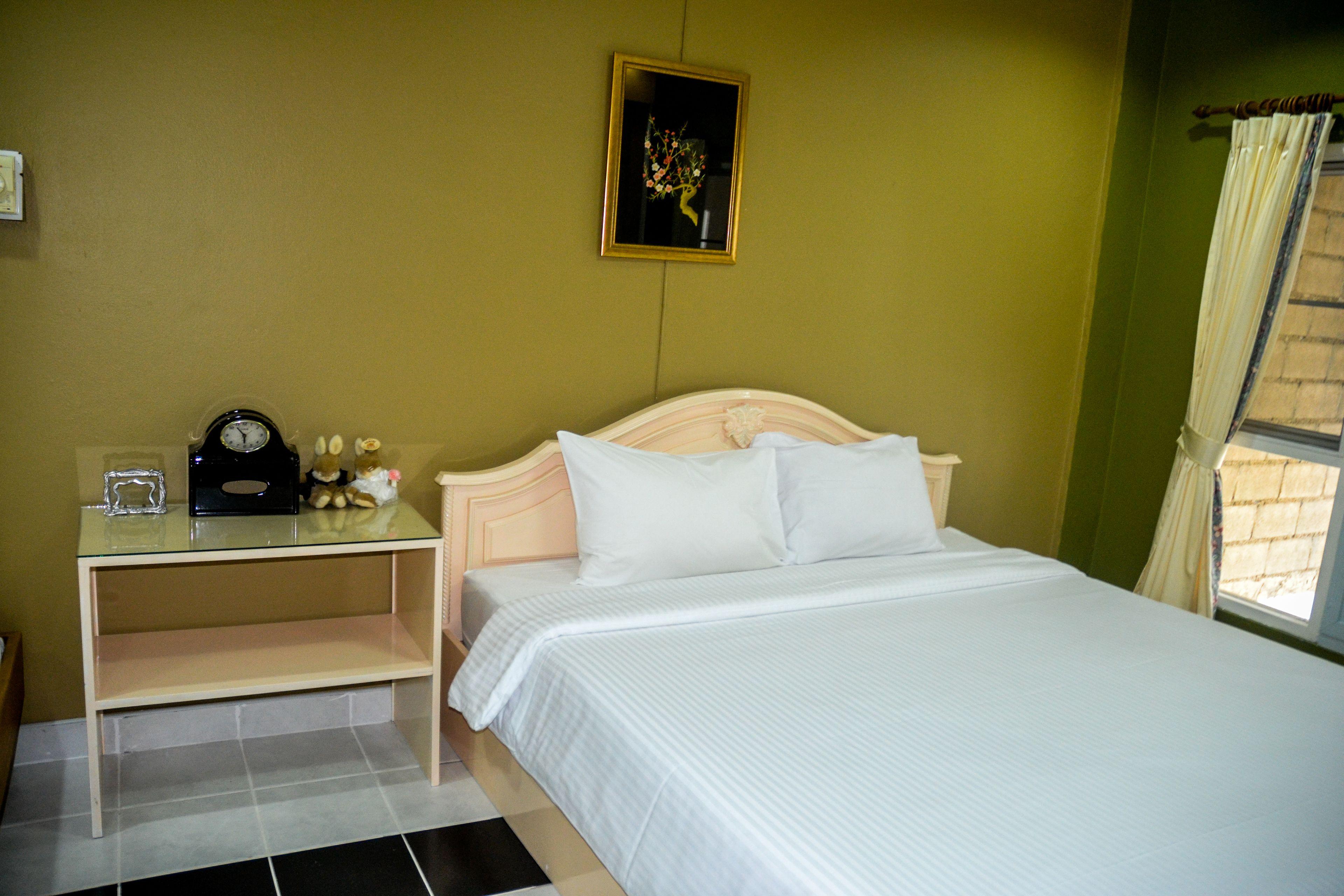 บ้านพัก Oyo 75486 Anna Jomtien