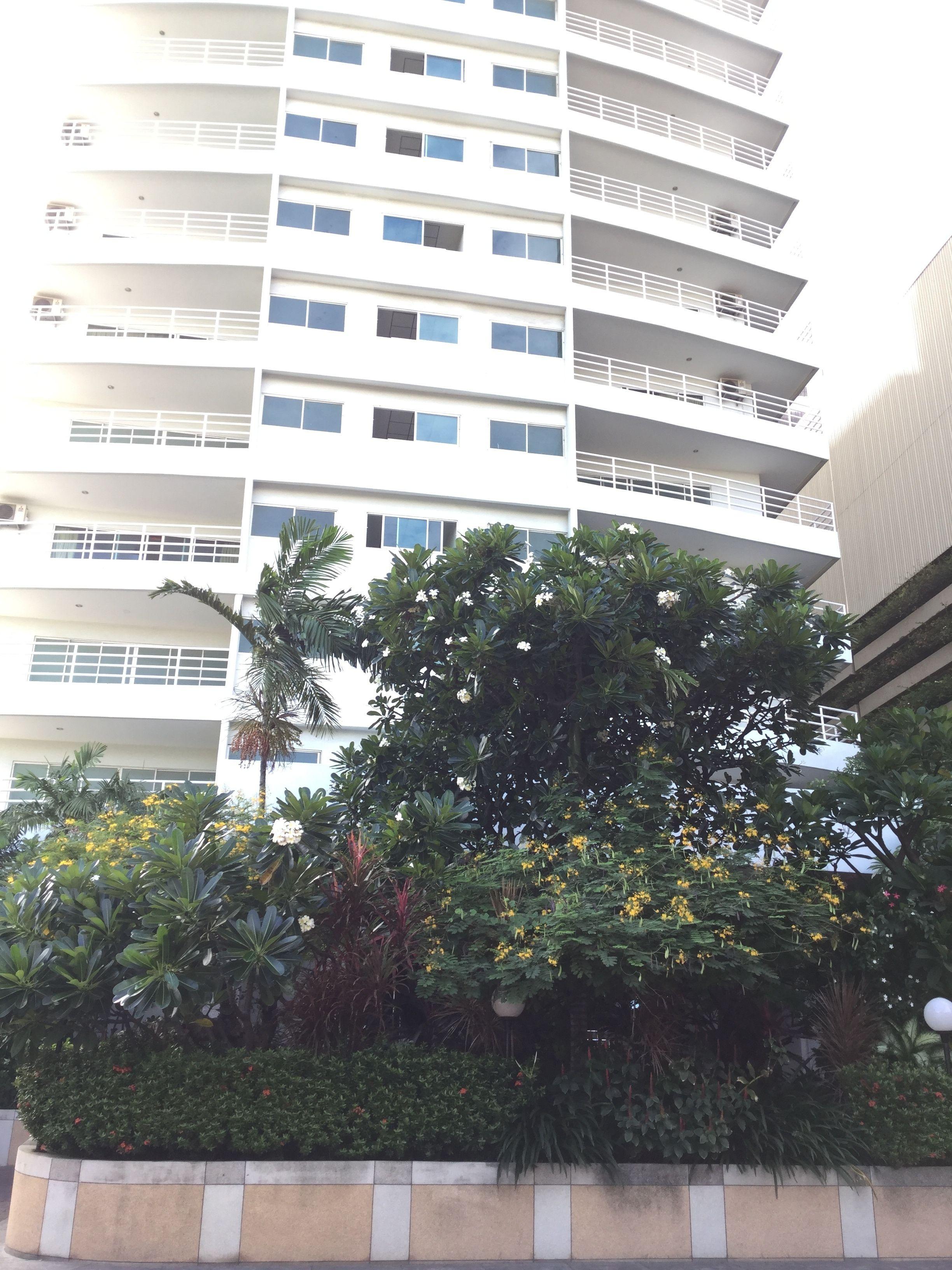 Apartment View Talay 6 By Pat 42 *