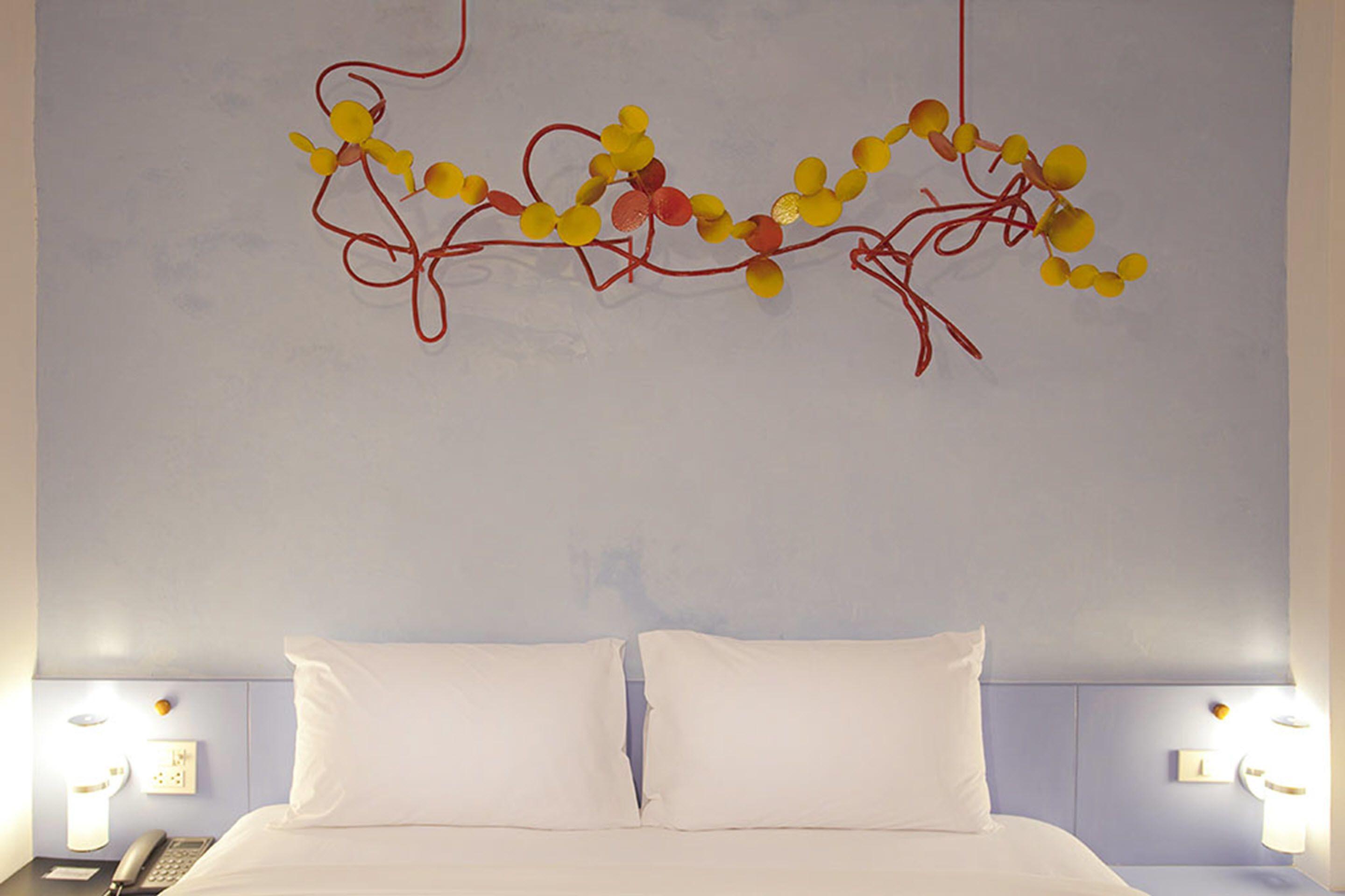 Holidays Hotel 2*