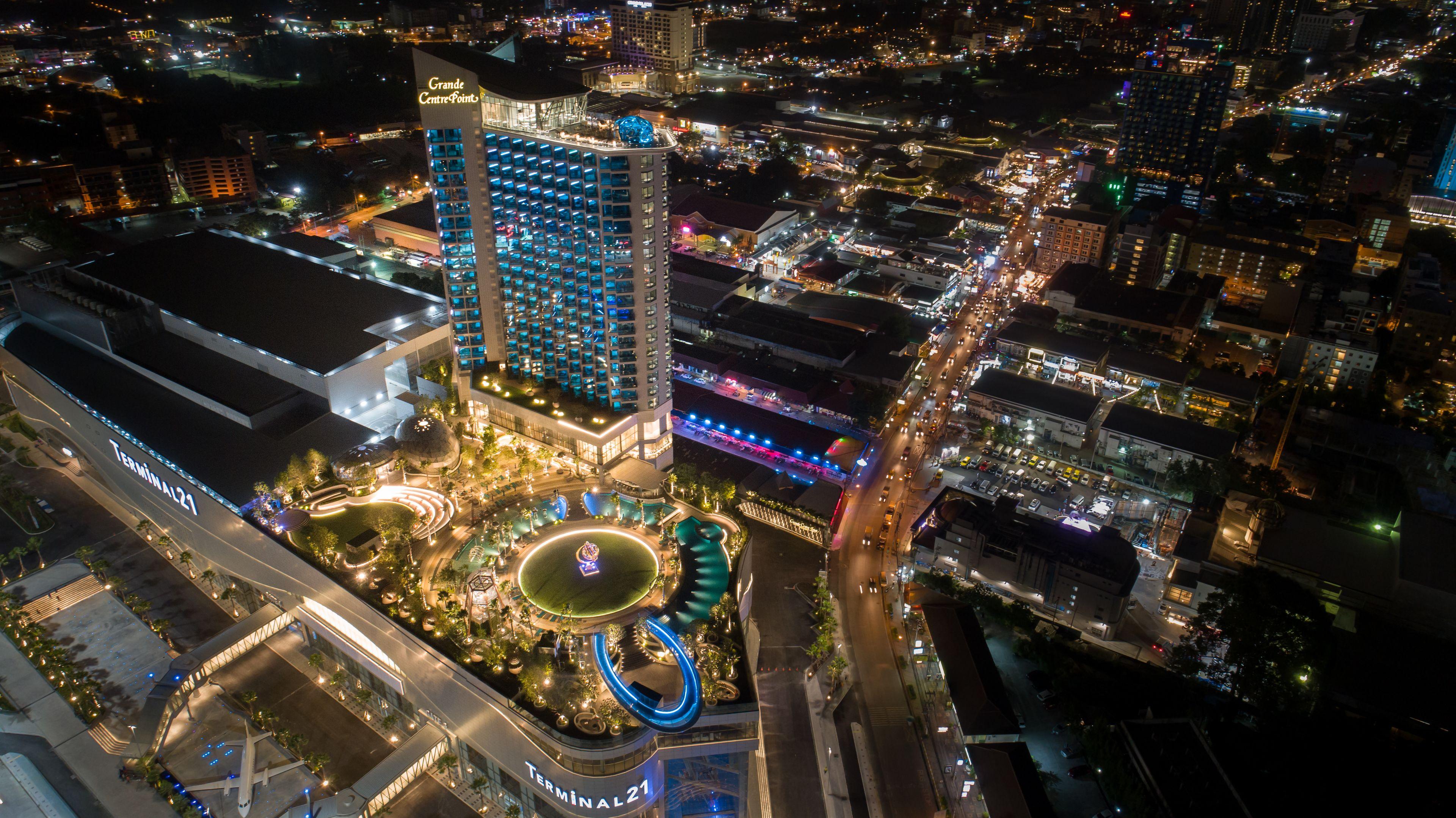 Grande Centre Point Hotel