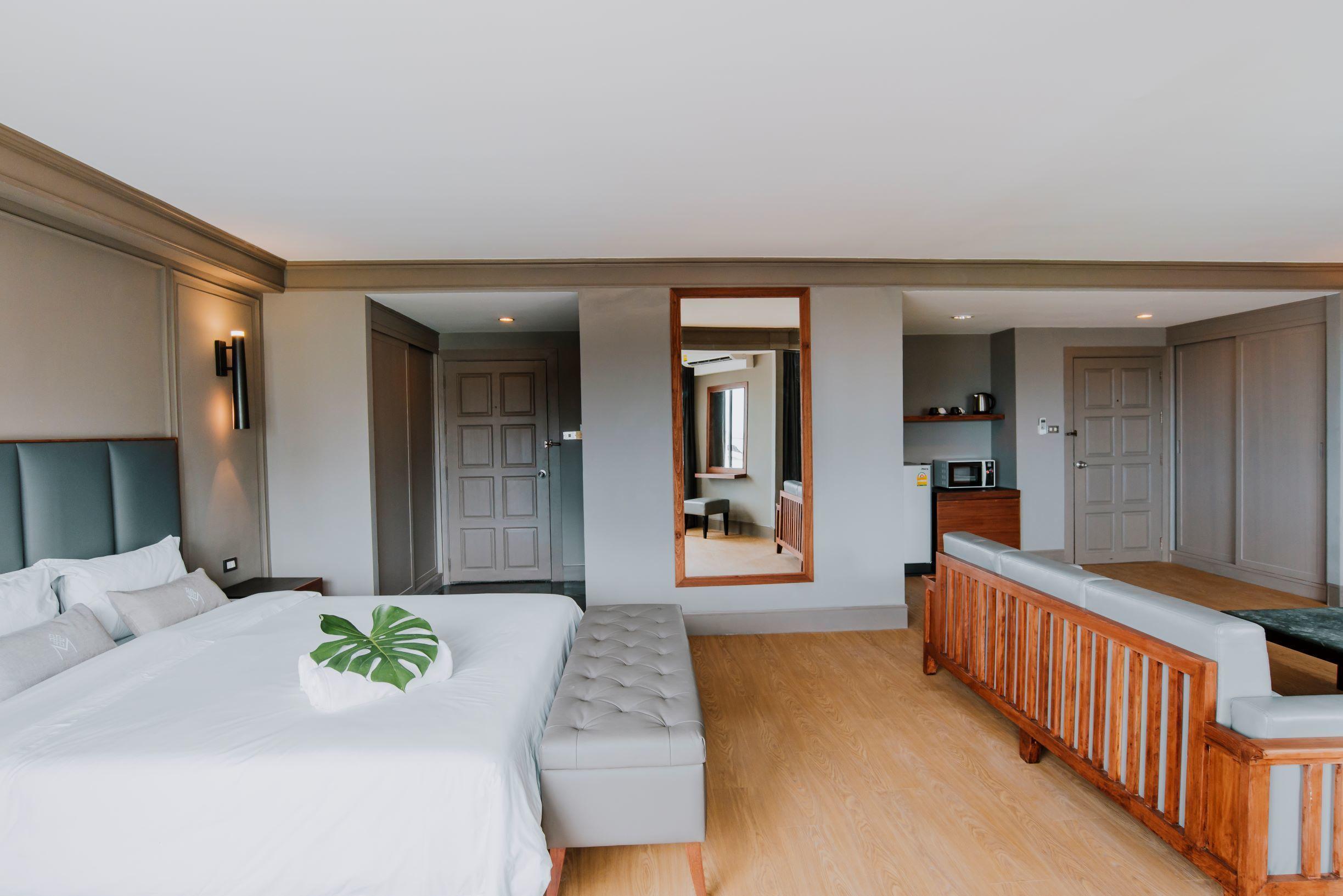 Marine Plaza Hotel 3*