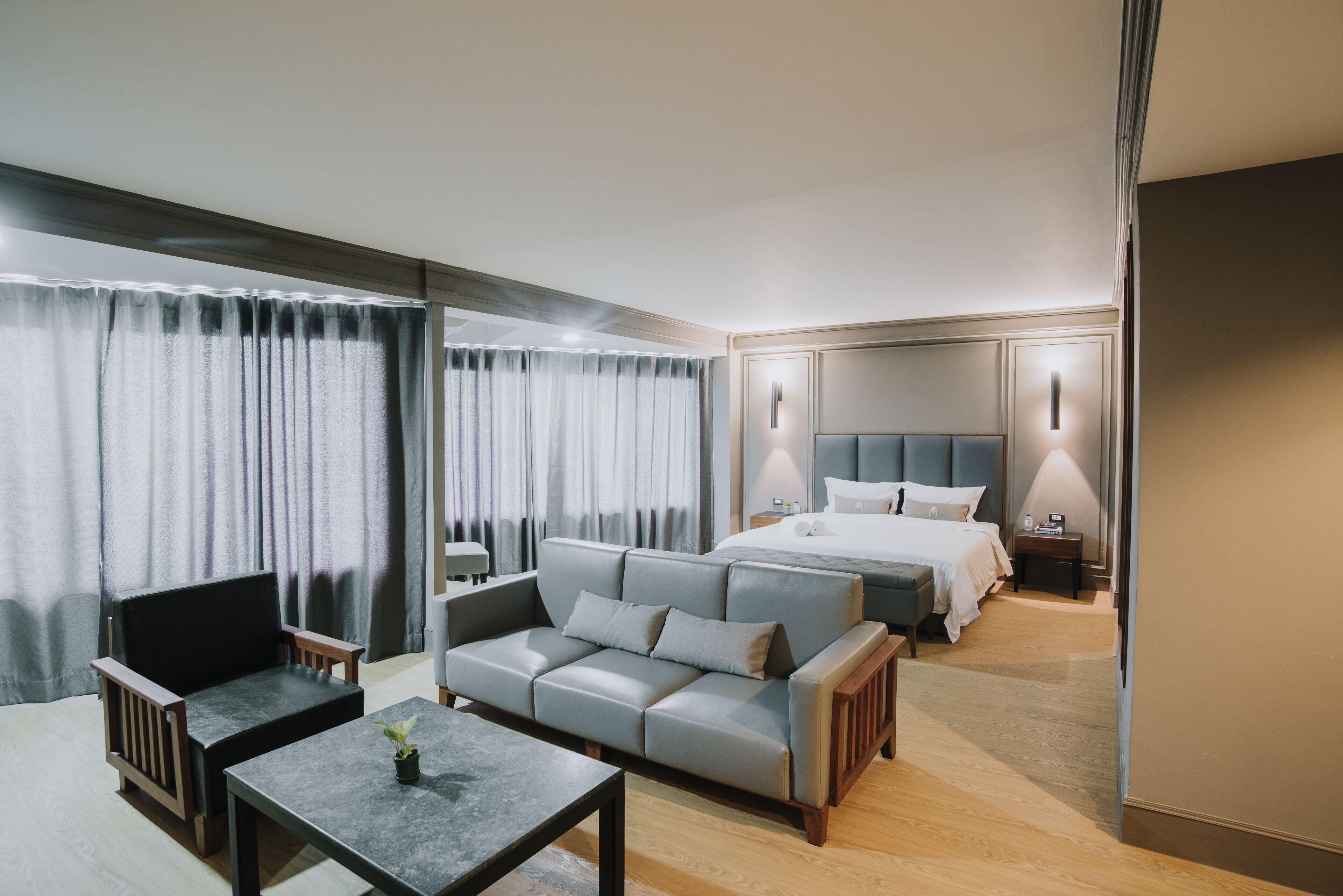 Hotel Marine Plaza 3*