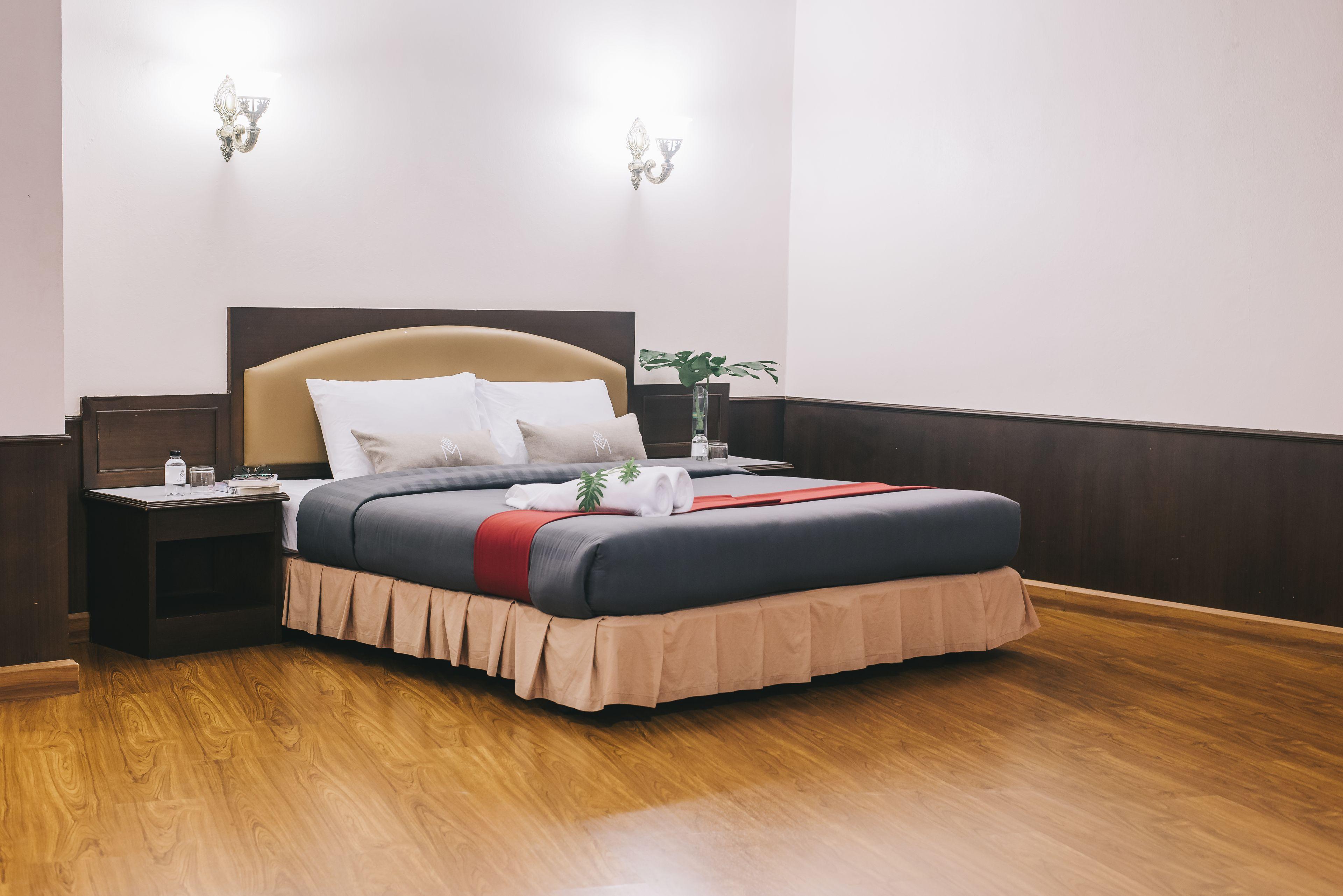 Marine Yensabai Hotel