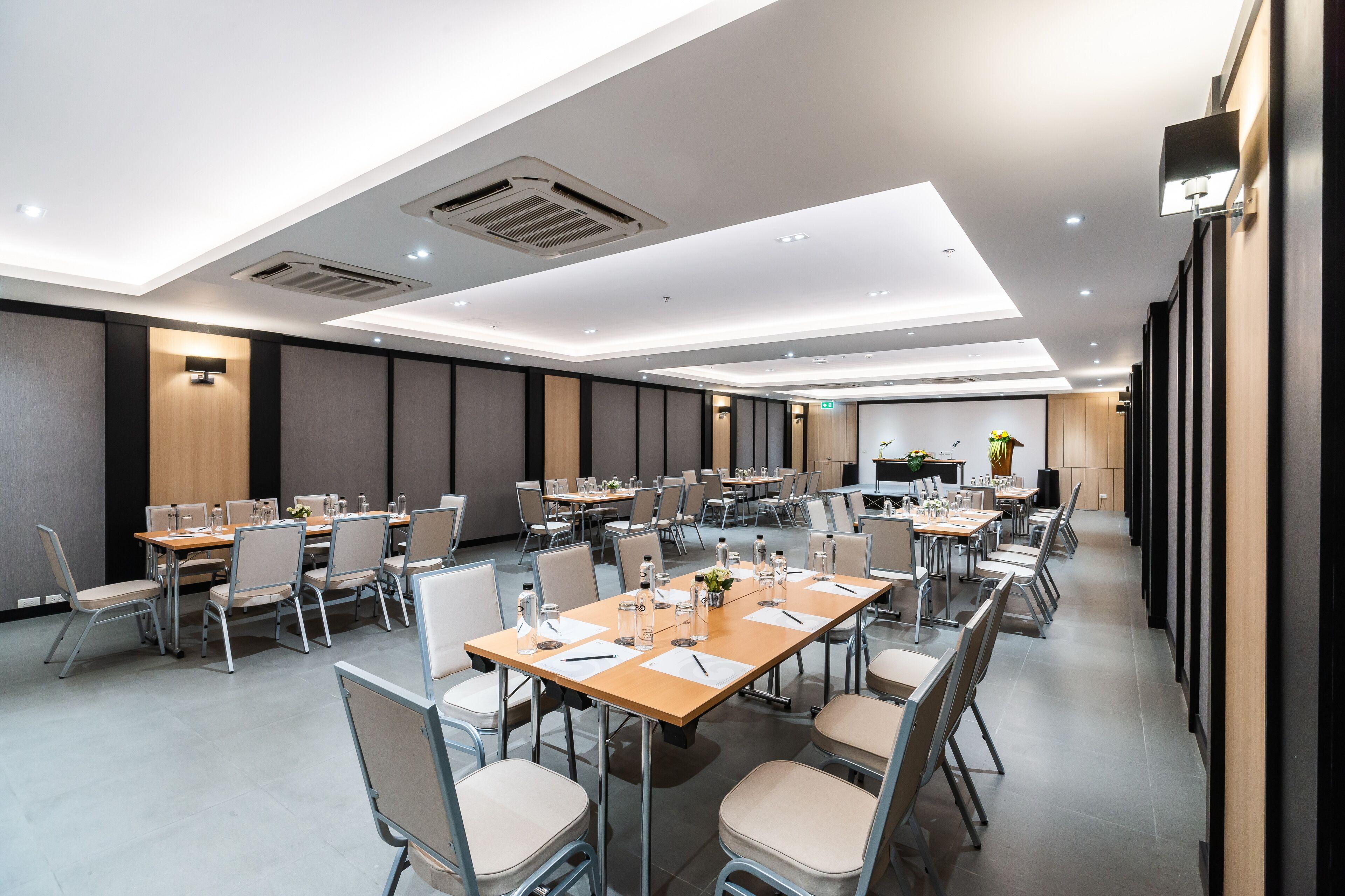 Hotel One Patio - Sha Extra Pattaya