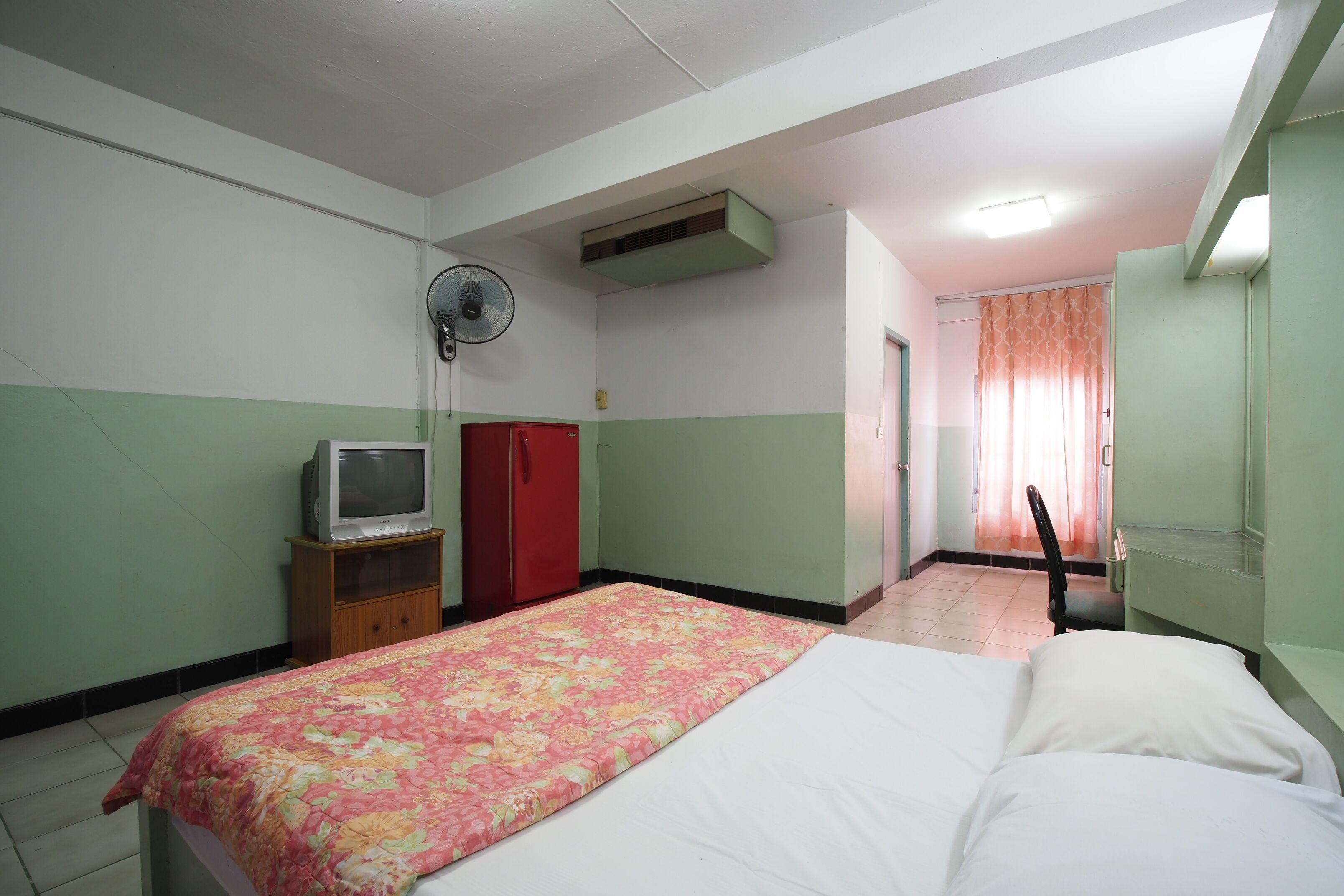 Hotel Oyo 1003 Naklua House 3*