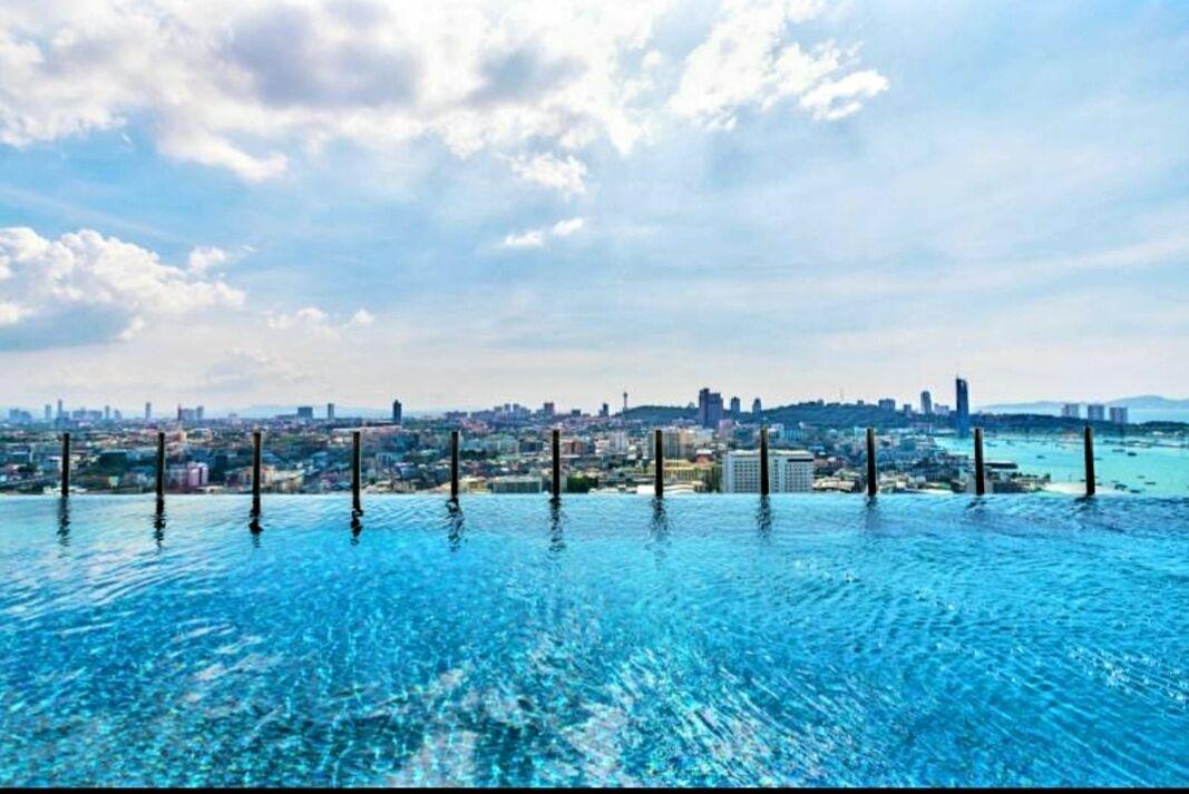 Apartment The Base In Downtown Pattaya