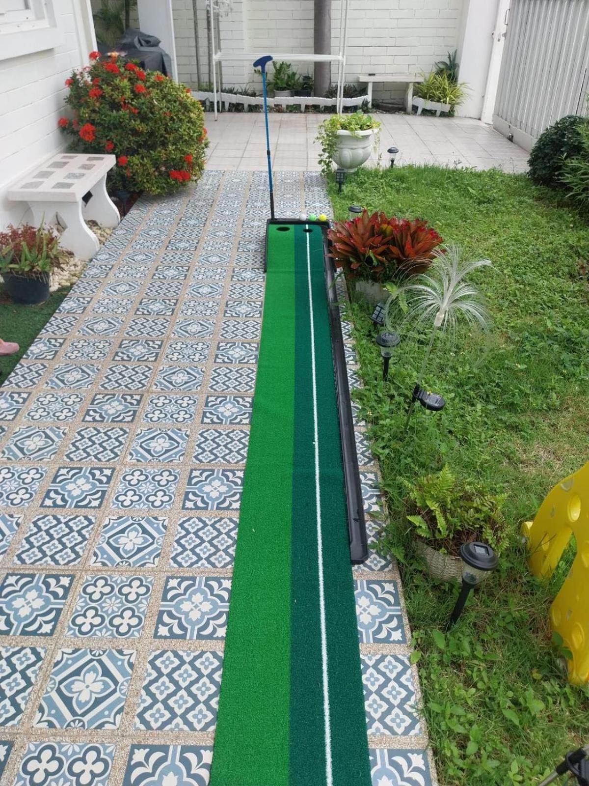 Happy N Joy Pool Near Jomtien On Thepprasit Road *