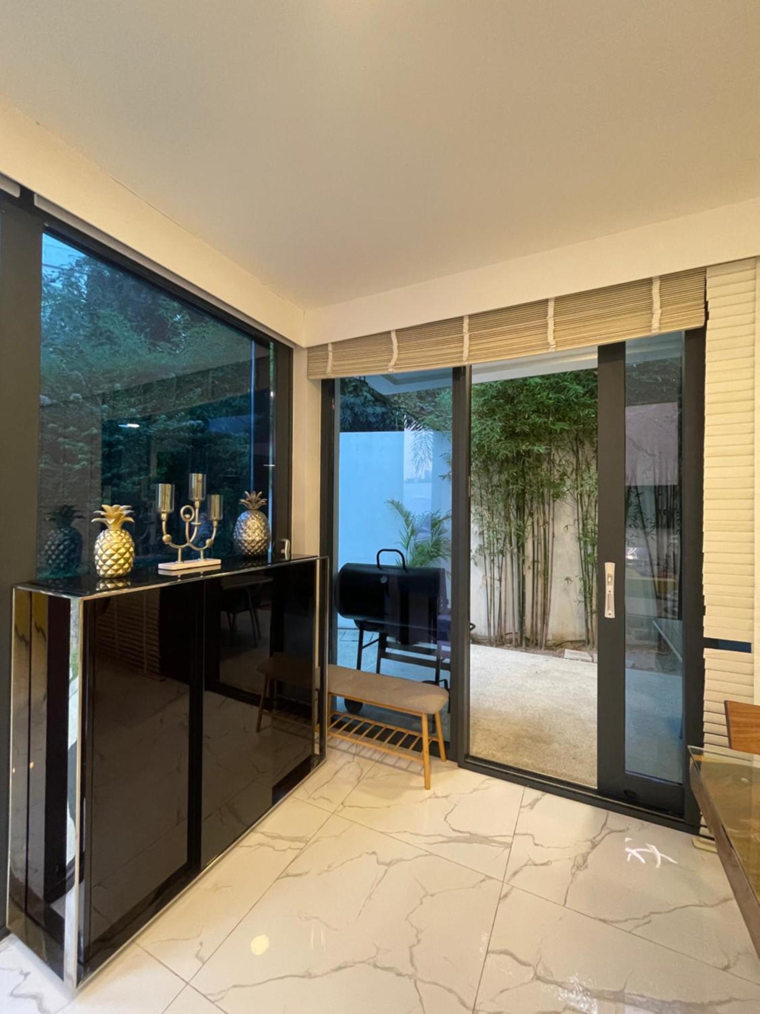 Villa Youth Journey Six-bedroom Pool Pattaya