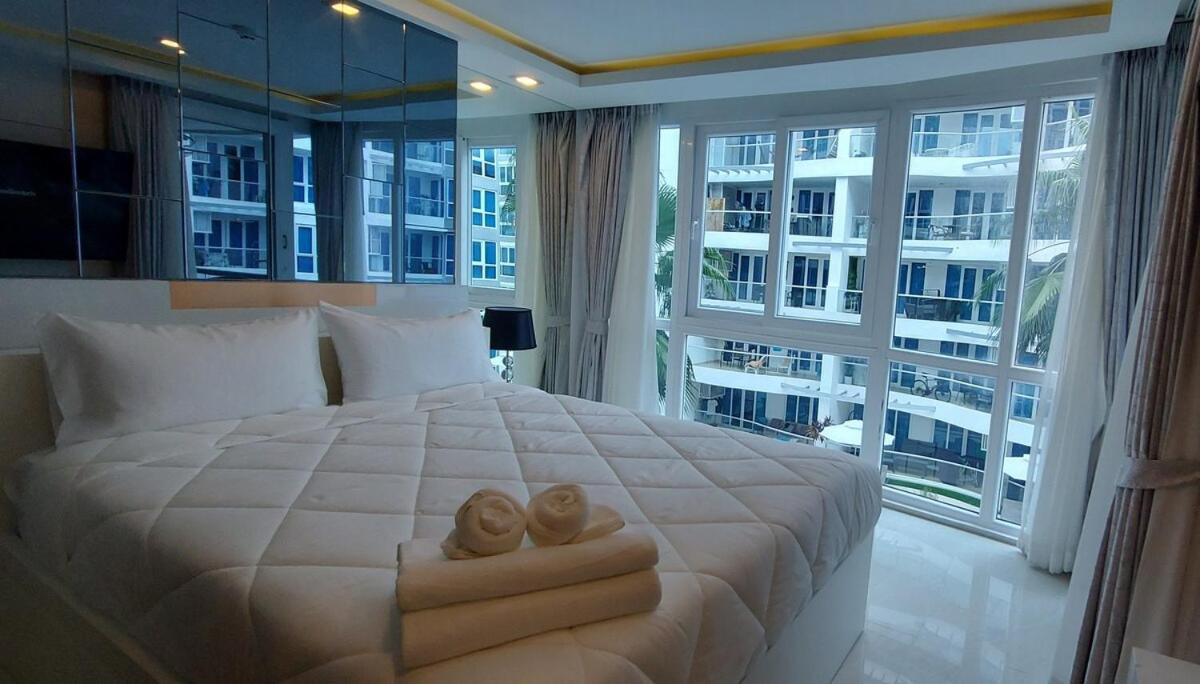 Grand Avenue Pattaya, 2bed 2baths, Pool-view 66sqm Pattaya