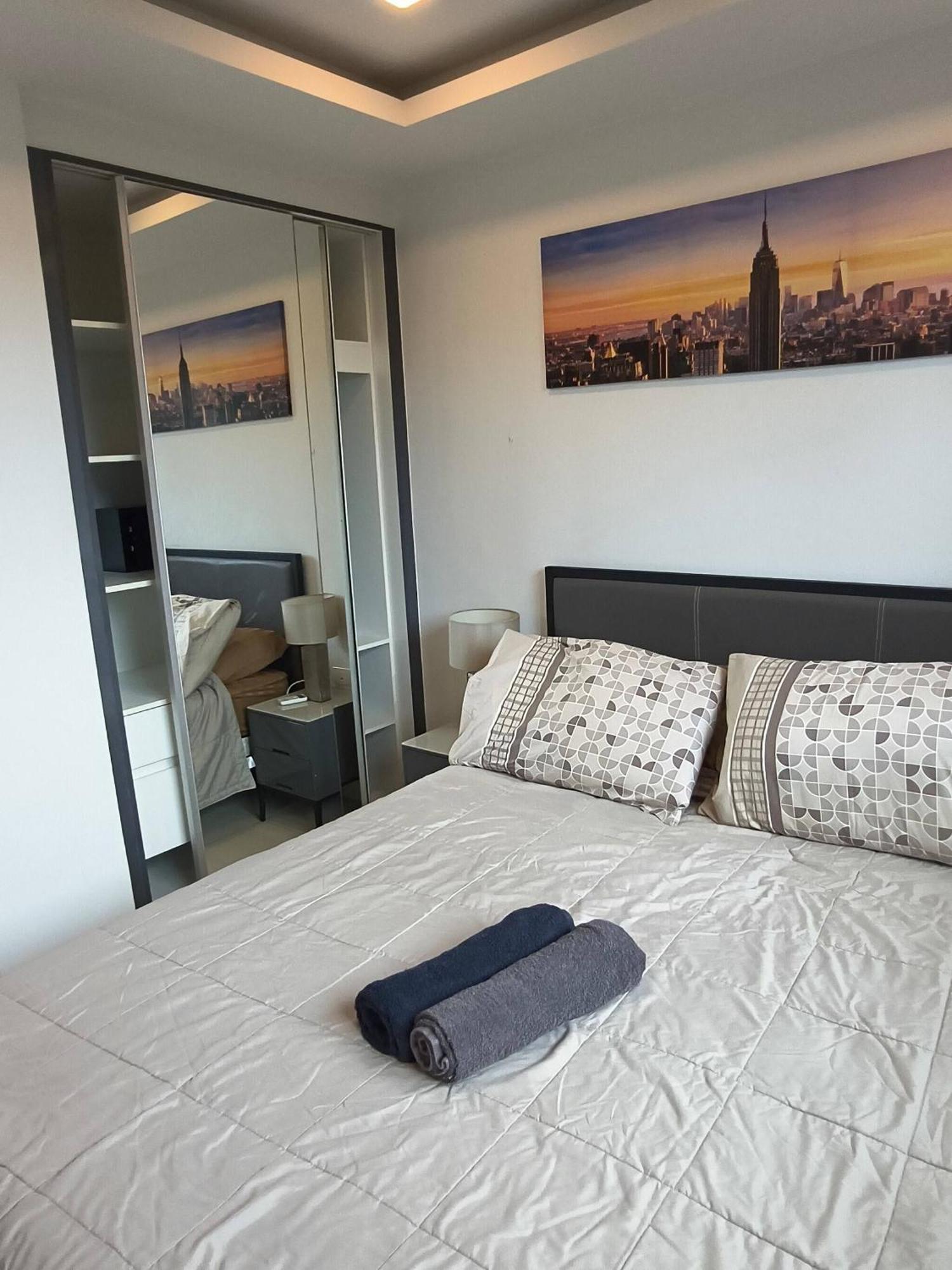 Apartment Luxurious With Pool Access