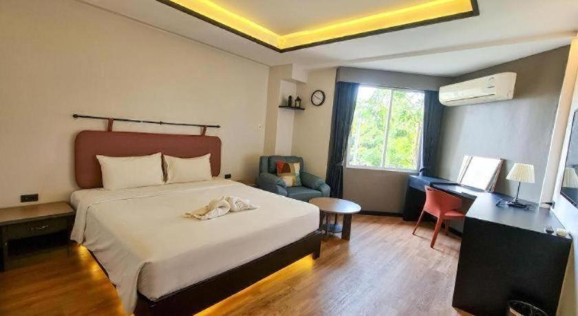 Prs By Sojourn Hotel 2*