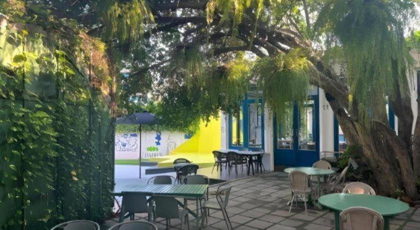 Prs By Sojourn Hotel