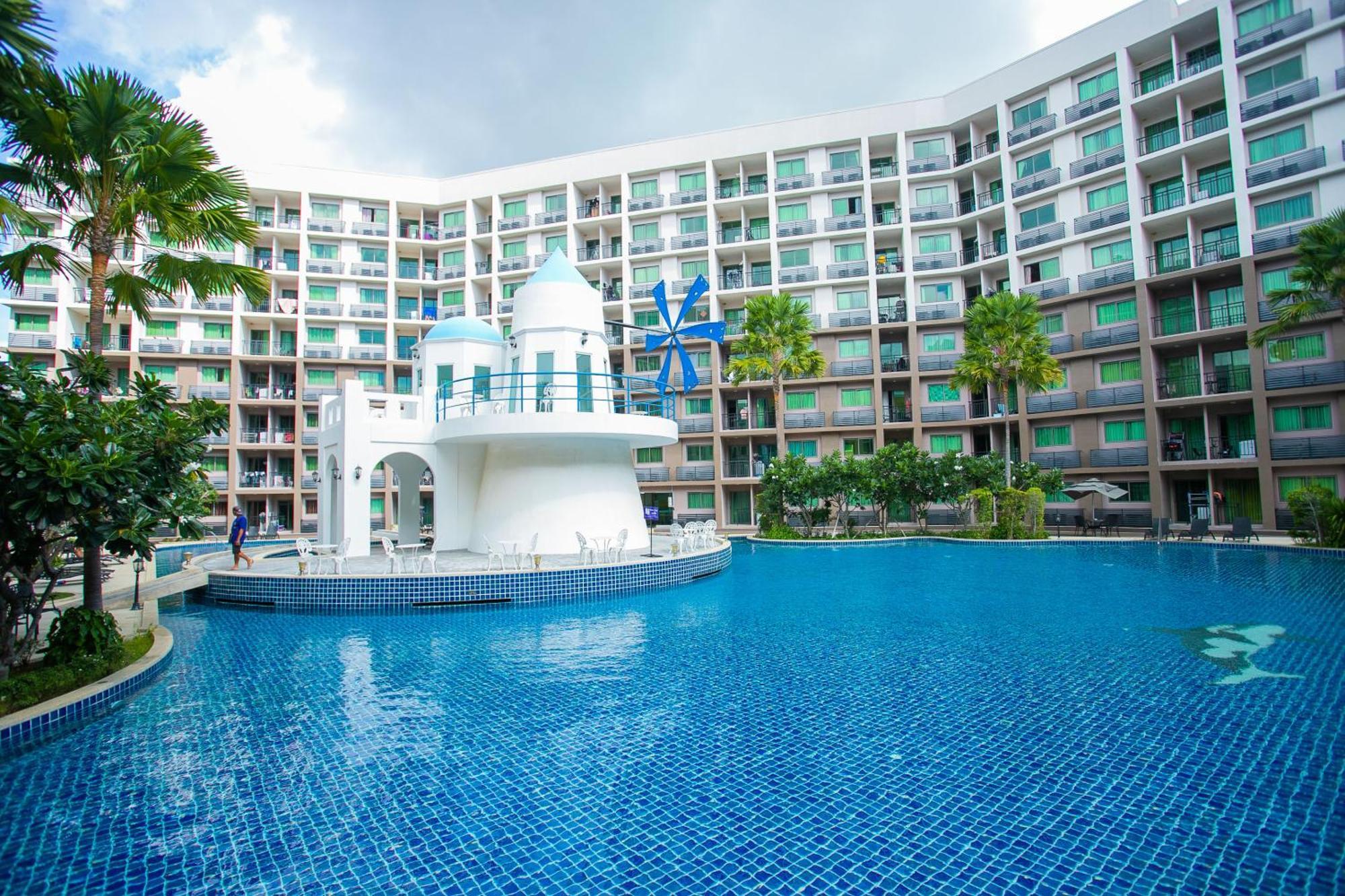 阿卡迪亚海滩大陆 Apartment Pattaya