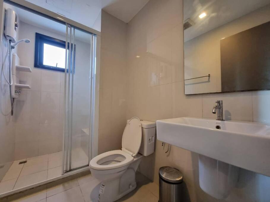 芭提雅市中心海景双卧室 步行街酒吧商场海滩步行几分钟可到 *