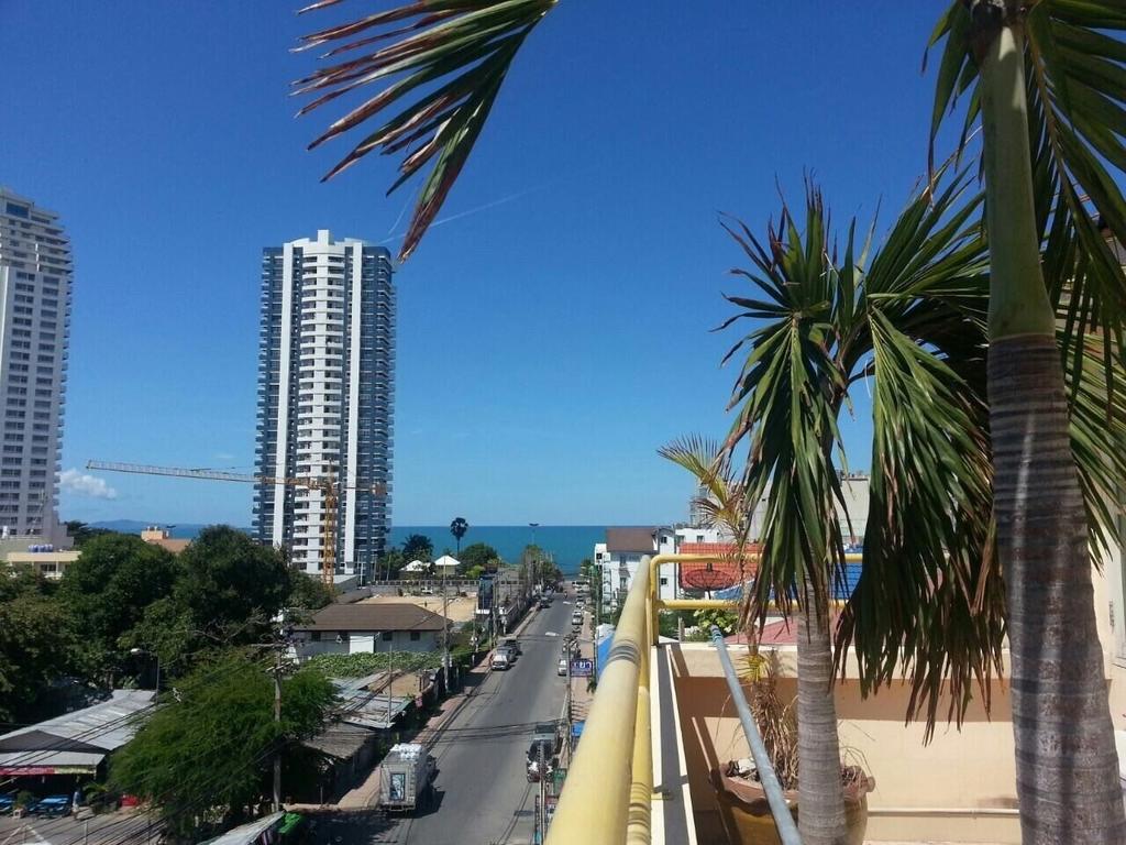 Dacha Beach Aparthotel