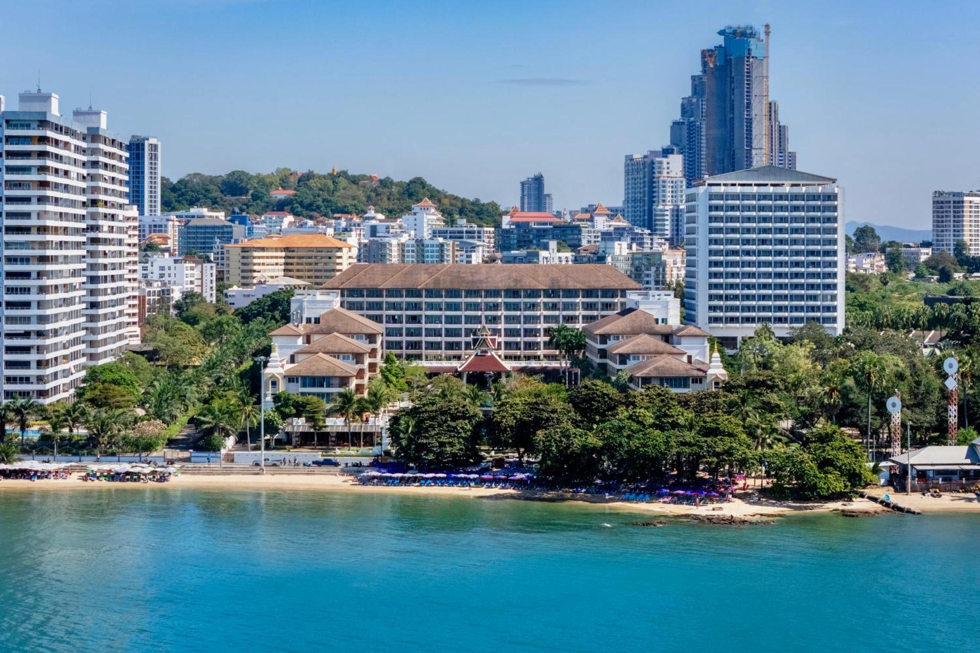 The Heritage Beachfront Resort 4*
