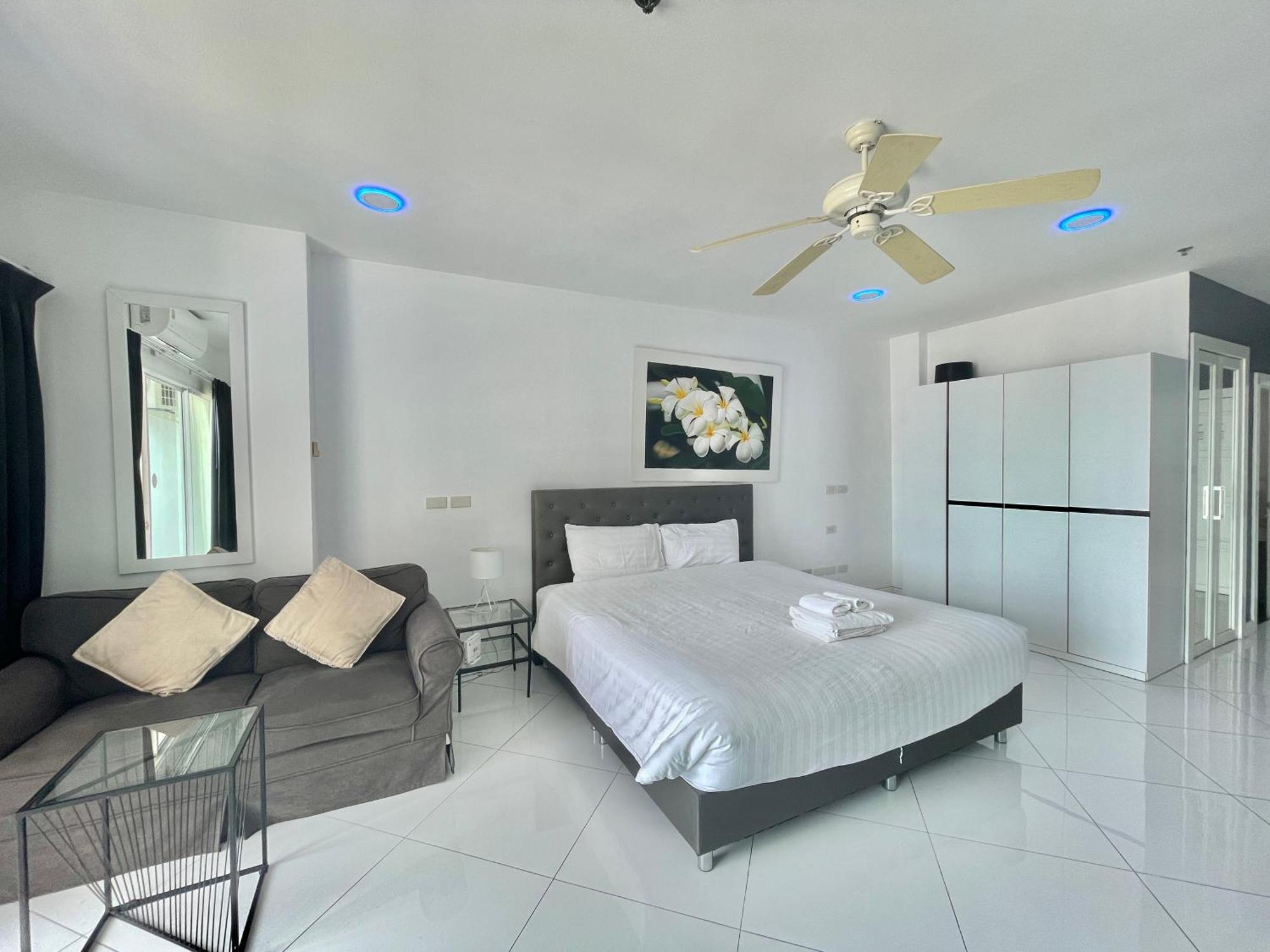 View Talay 6 By Pat 42 Apartment Pattaya