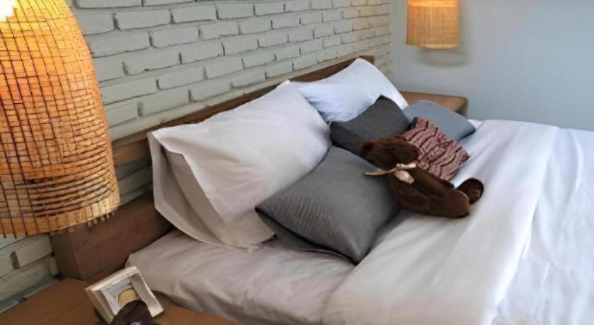 Yellow Moon 2* Pattaya