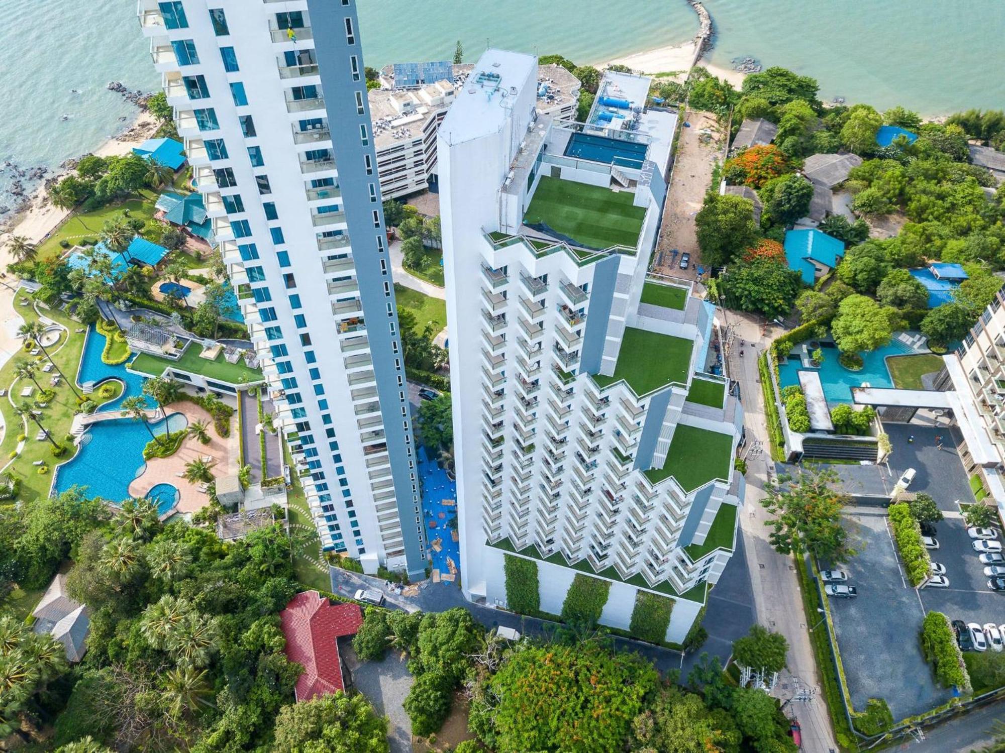 อพาร์ทเม้น The Palm Wongamat X Monthstayz Thailand Pattaya