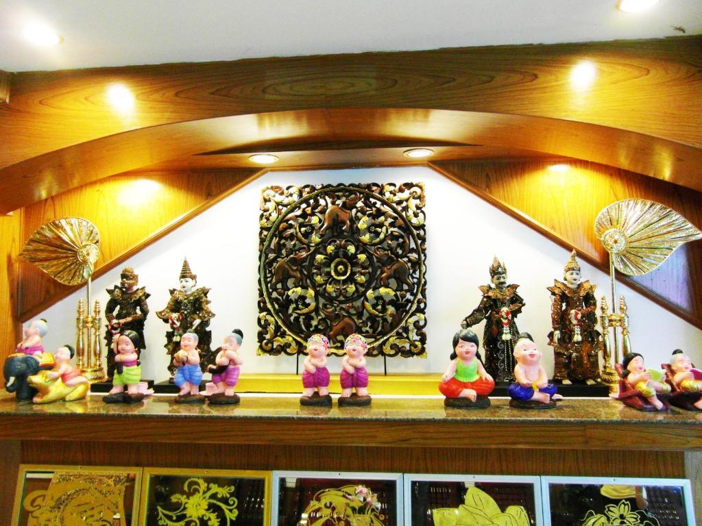 Thai Palace Apartment