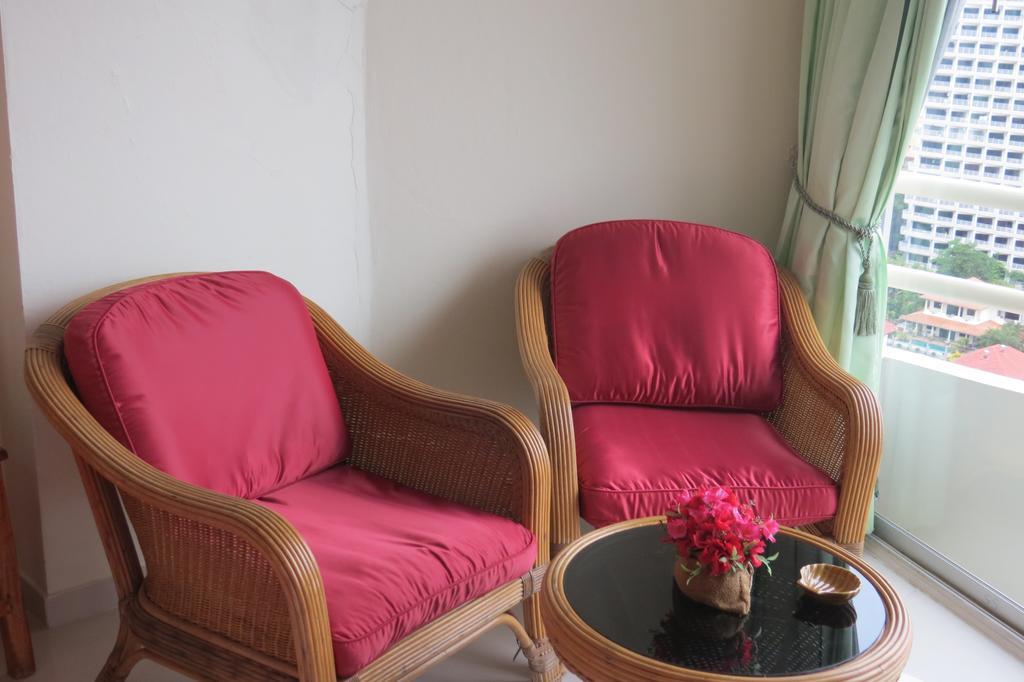 Apartment View Talay 1b *