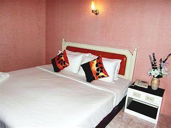 Thai Palace Apartment Pattaya
